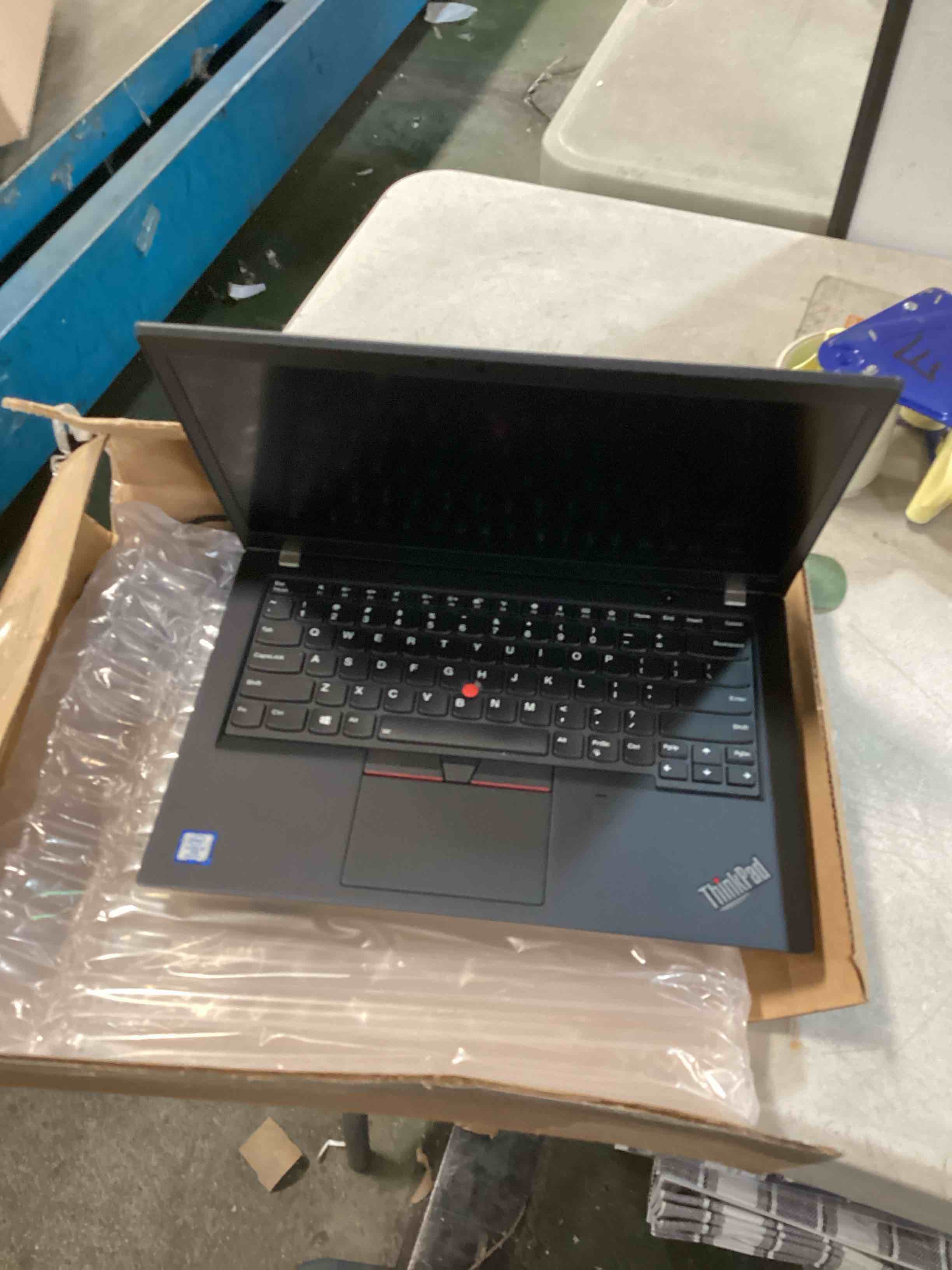 https://s3.amazonaws.com/lotting-images-prod/bidfta/GRN6619602_1715794690269.jpeg