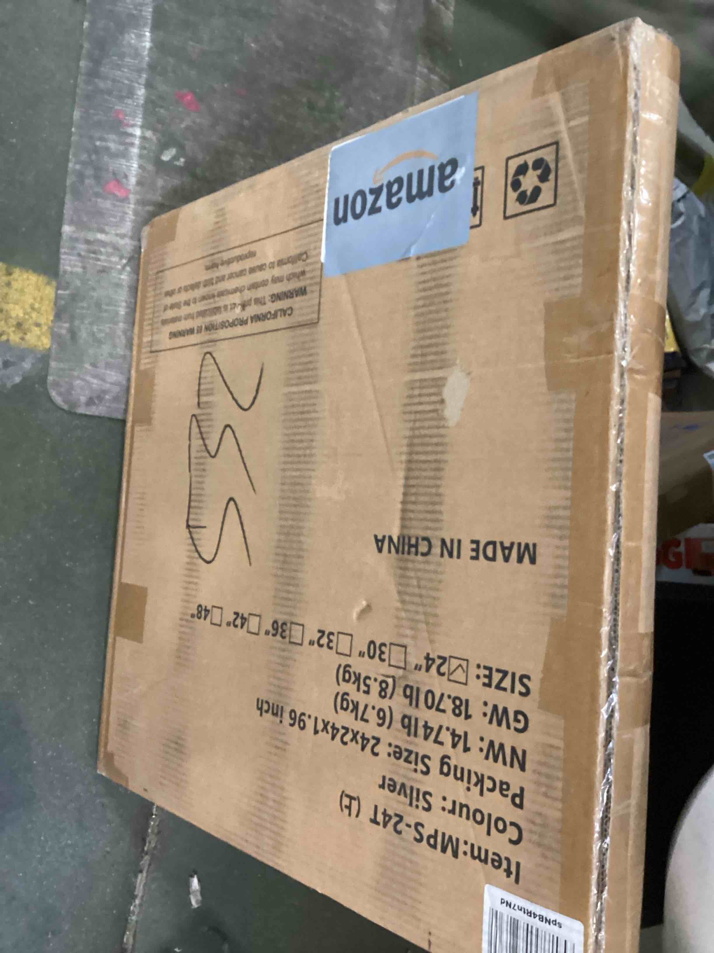 https://s3.amazonaws.com/lotting-images-prod/bidfta/GRN6620360_1716470587584.jpeg