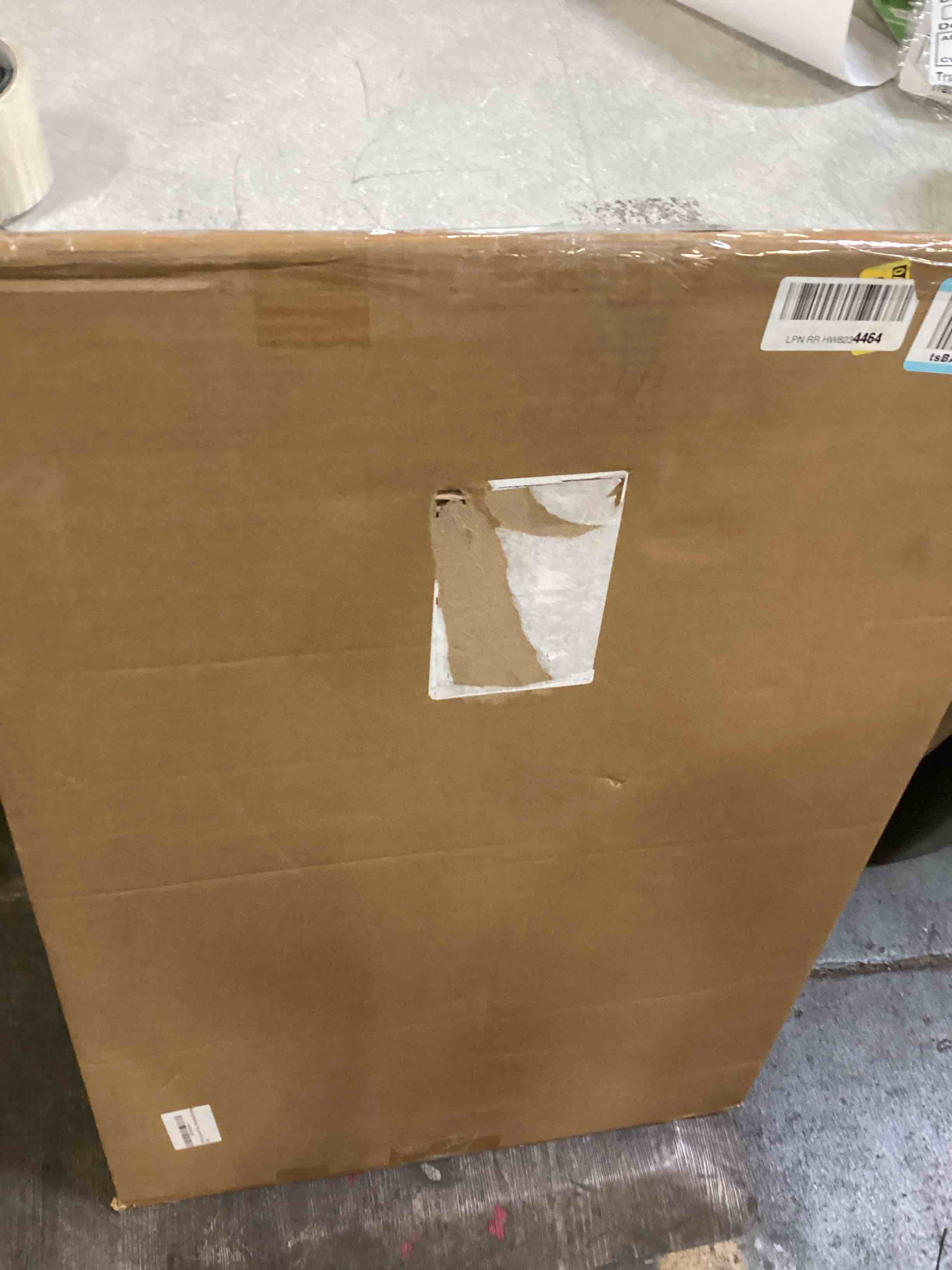 https://s3.amazonaws.com/lotting-images-prod/bidfta/GRN6620447_1716485008393.jpeg