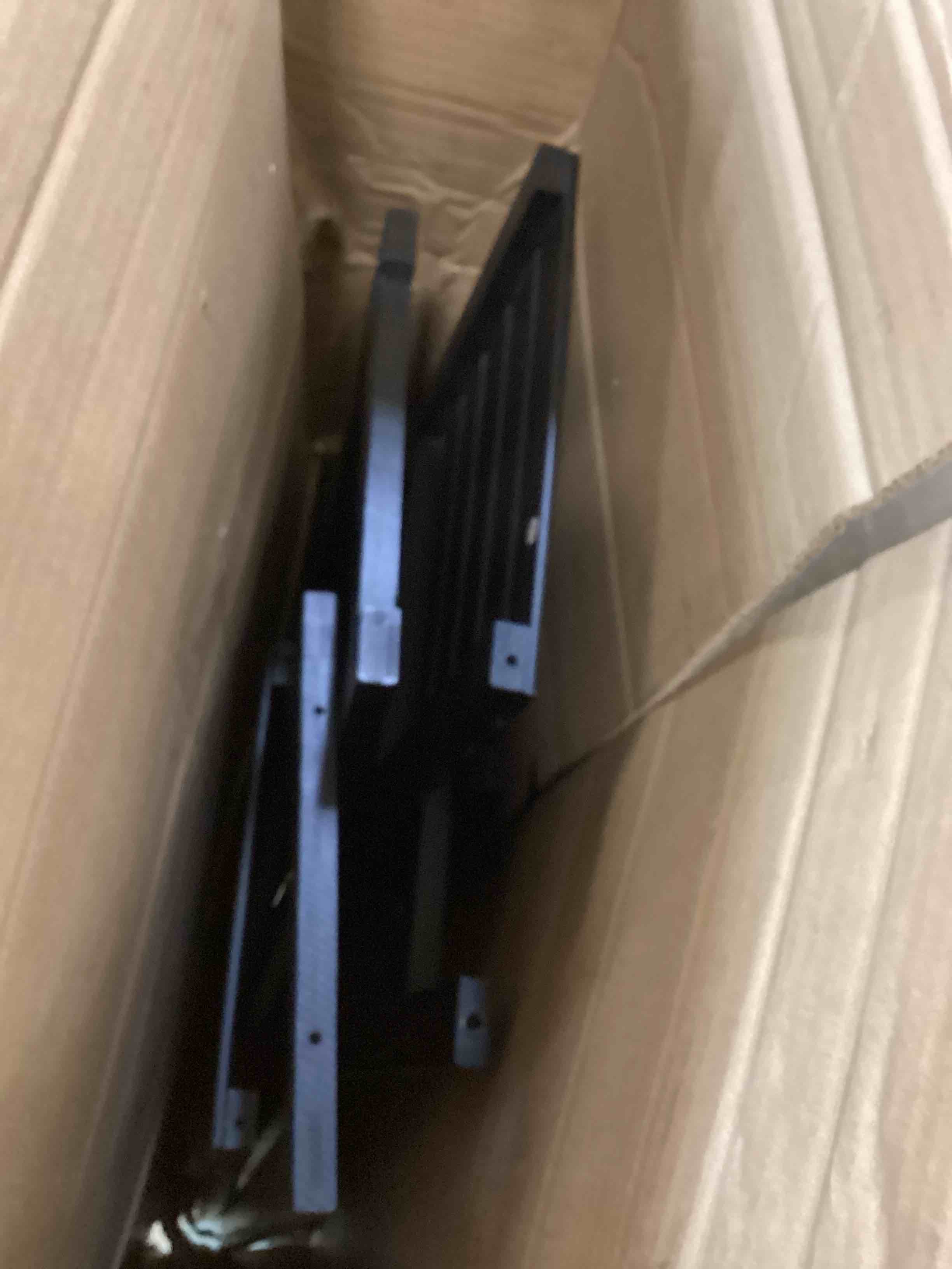 https://s3.amazonaws.com/lotting-images-prod/bidfta/GRN6621141_1717003832755.jpeg