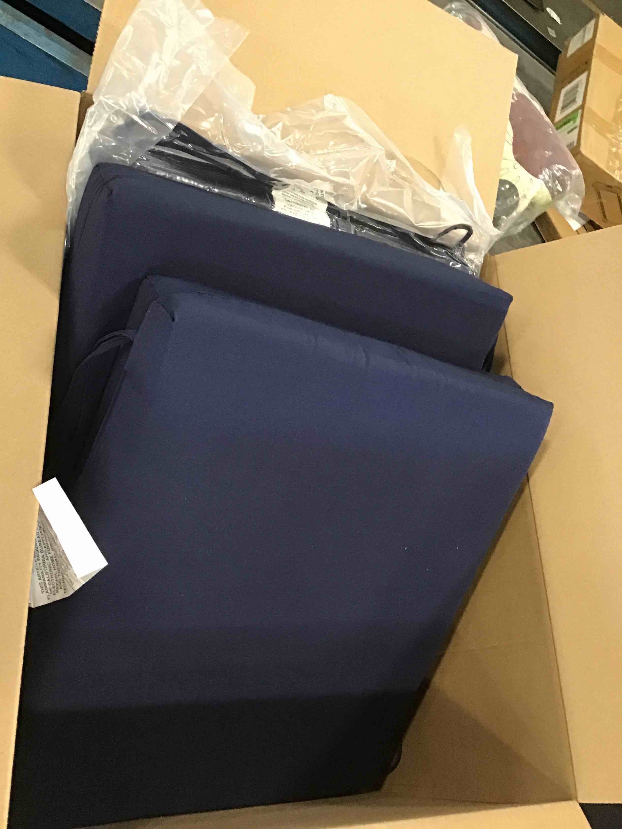 https://s3.amazonaws.com/lotting-images-prod/bidfta/GRN6621911_1716302127750.jpeg