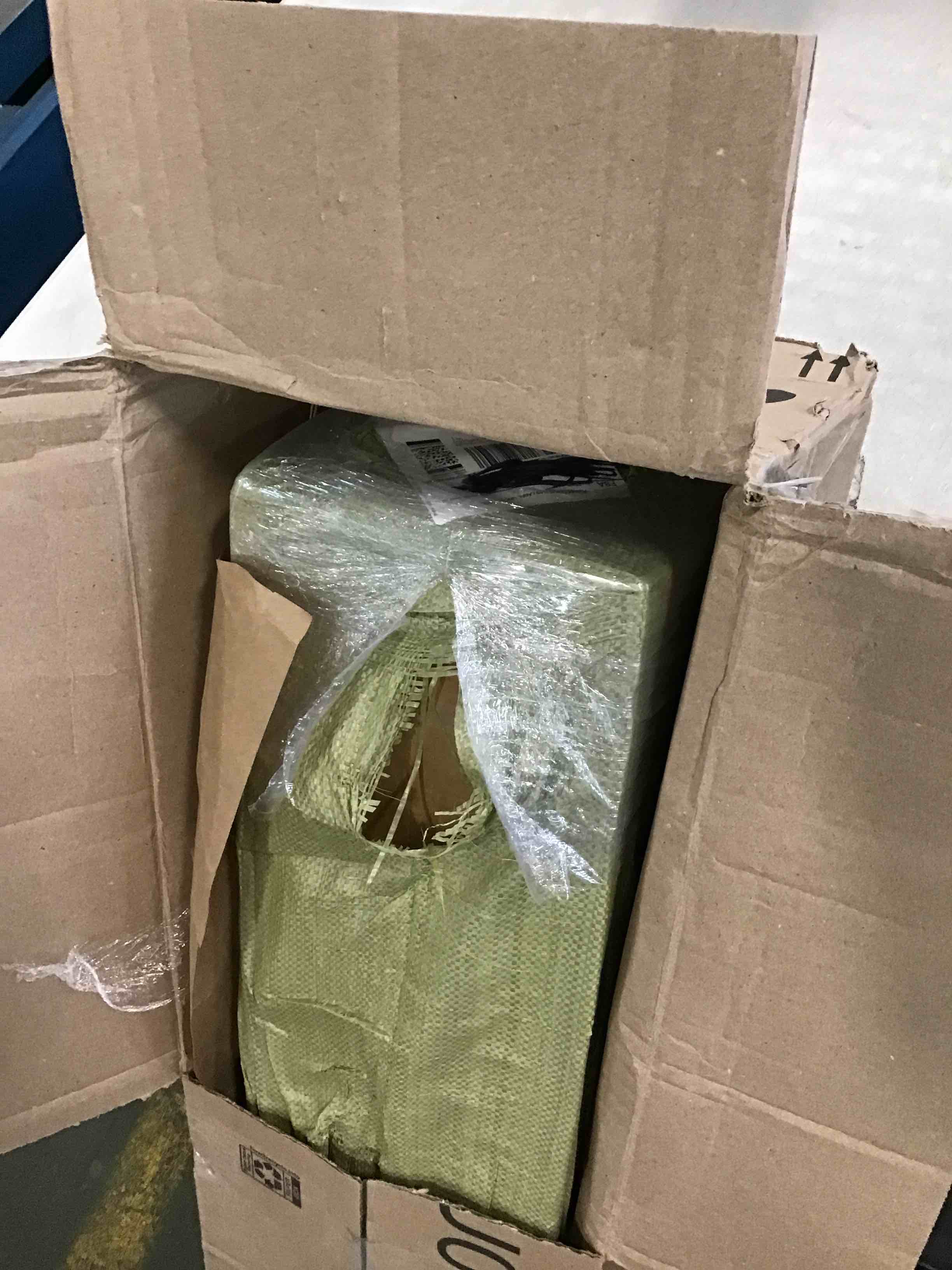 https://s3.amazonaws.com/lotting-images-prod/bidfta/GRN6622005_1716317921290.jpeg