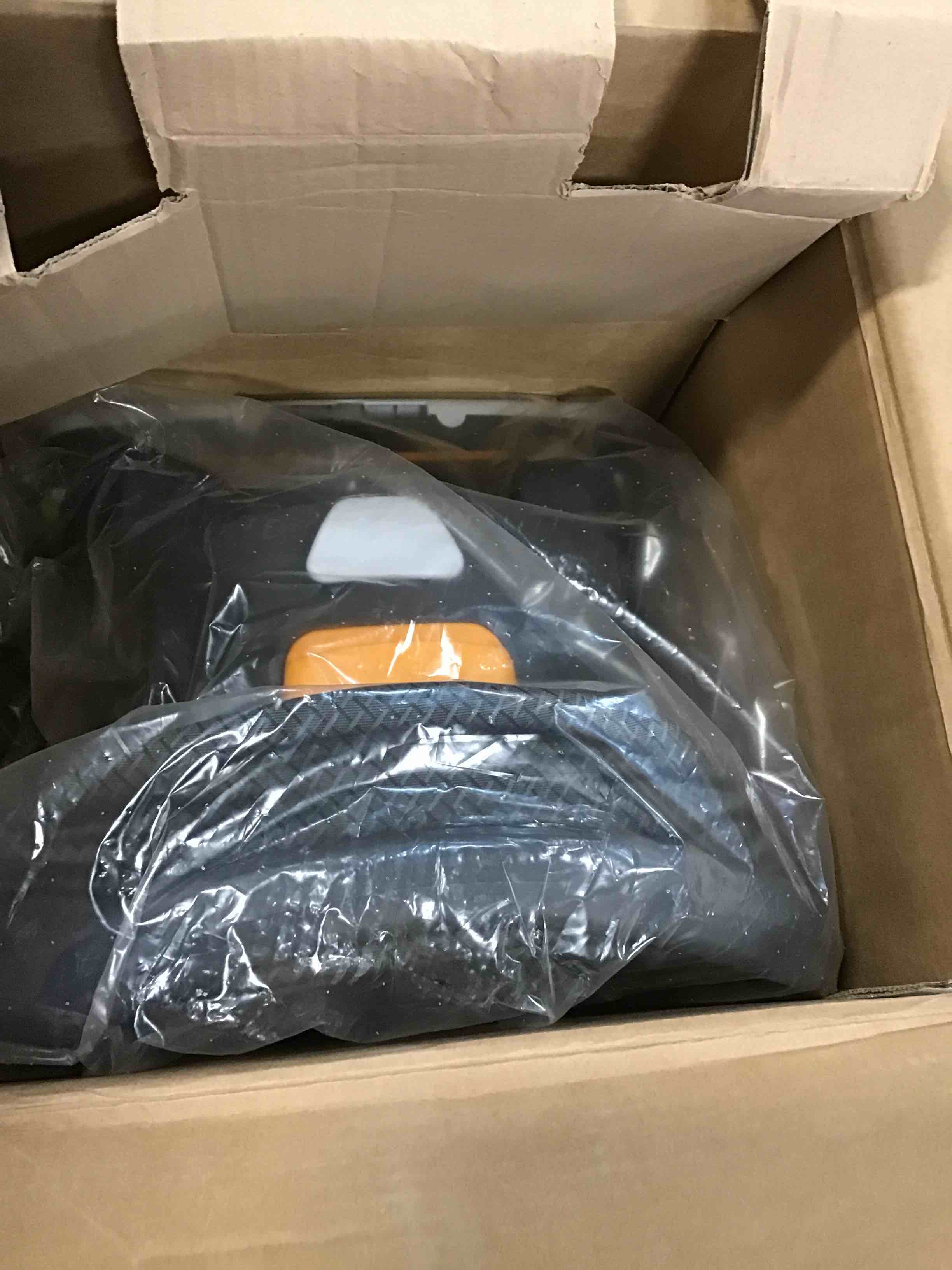 https://s3.amazonaws.com/lotting-images-prod/bidfta/GRN6622285_1716407287129.jpeg