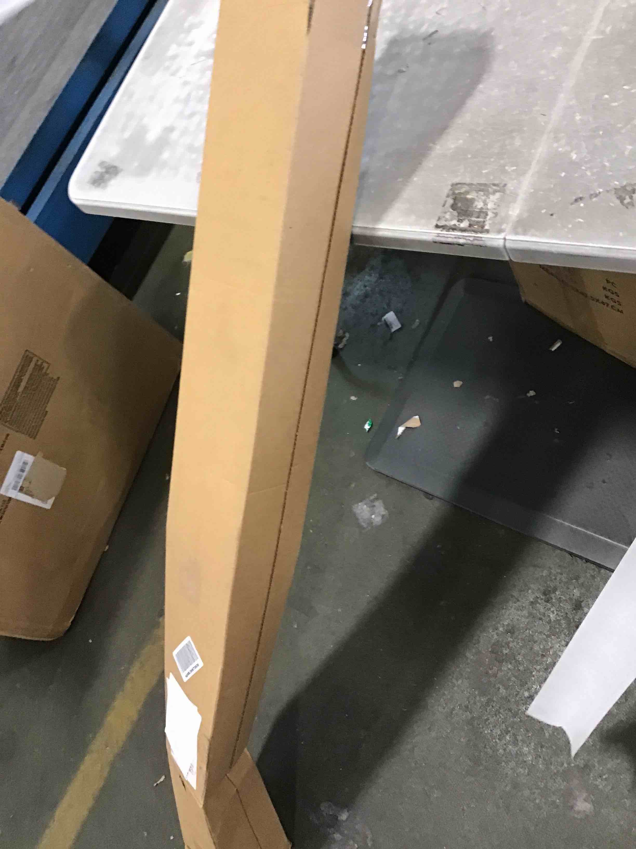 https://s3.amazonaws.com/lotting-images-prod/bidfta/GRN6622475_1716488851298.jpeg