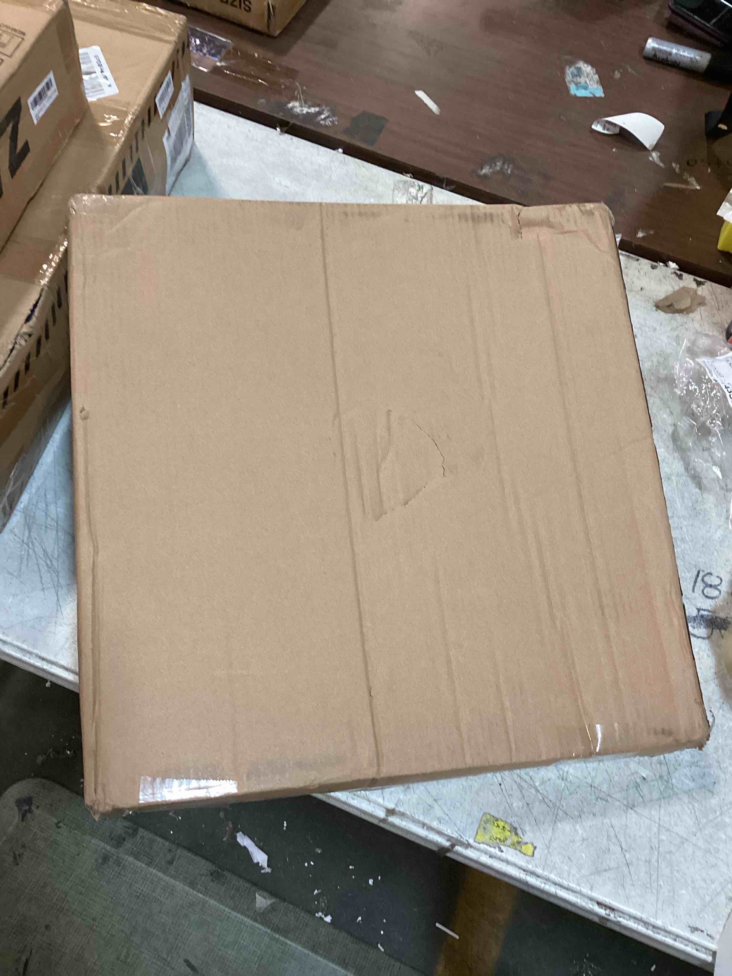 https://s3.amazonaws.com/lotting-images-prod/bidfta/GRN6623135_1716226722869.jpeg