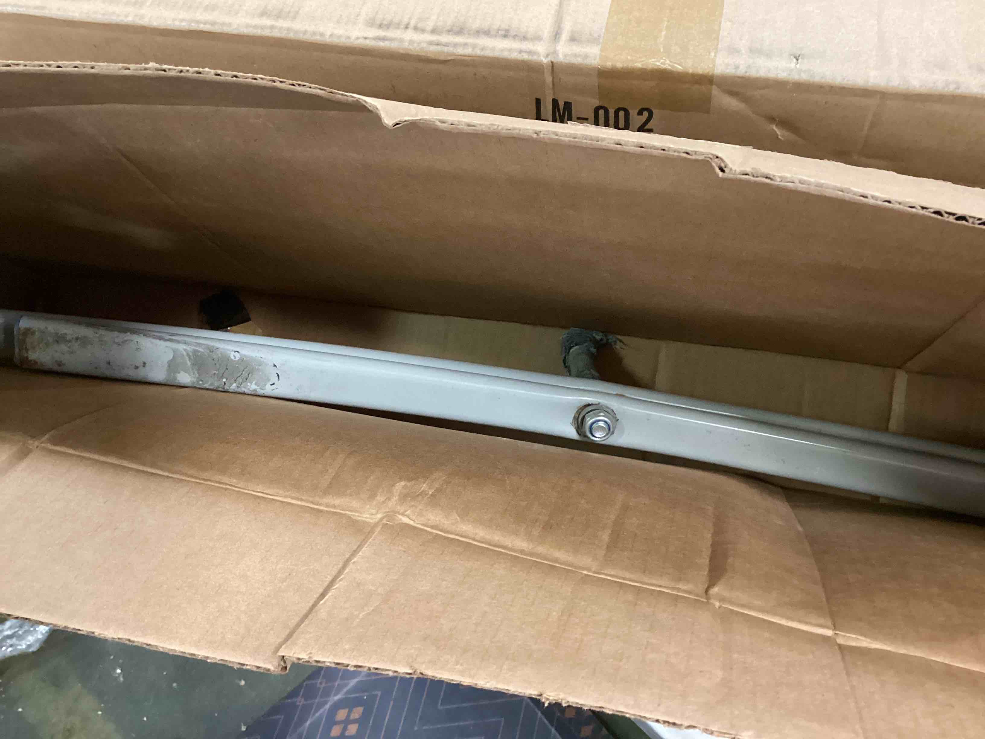 https://s3.amazonaws.com/lotting-images-prod/bidfta/GRN6623916_1716898584186.jpeg