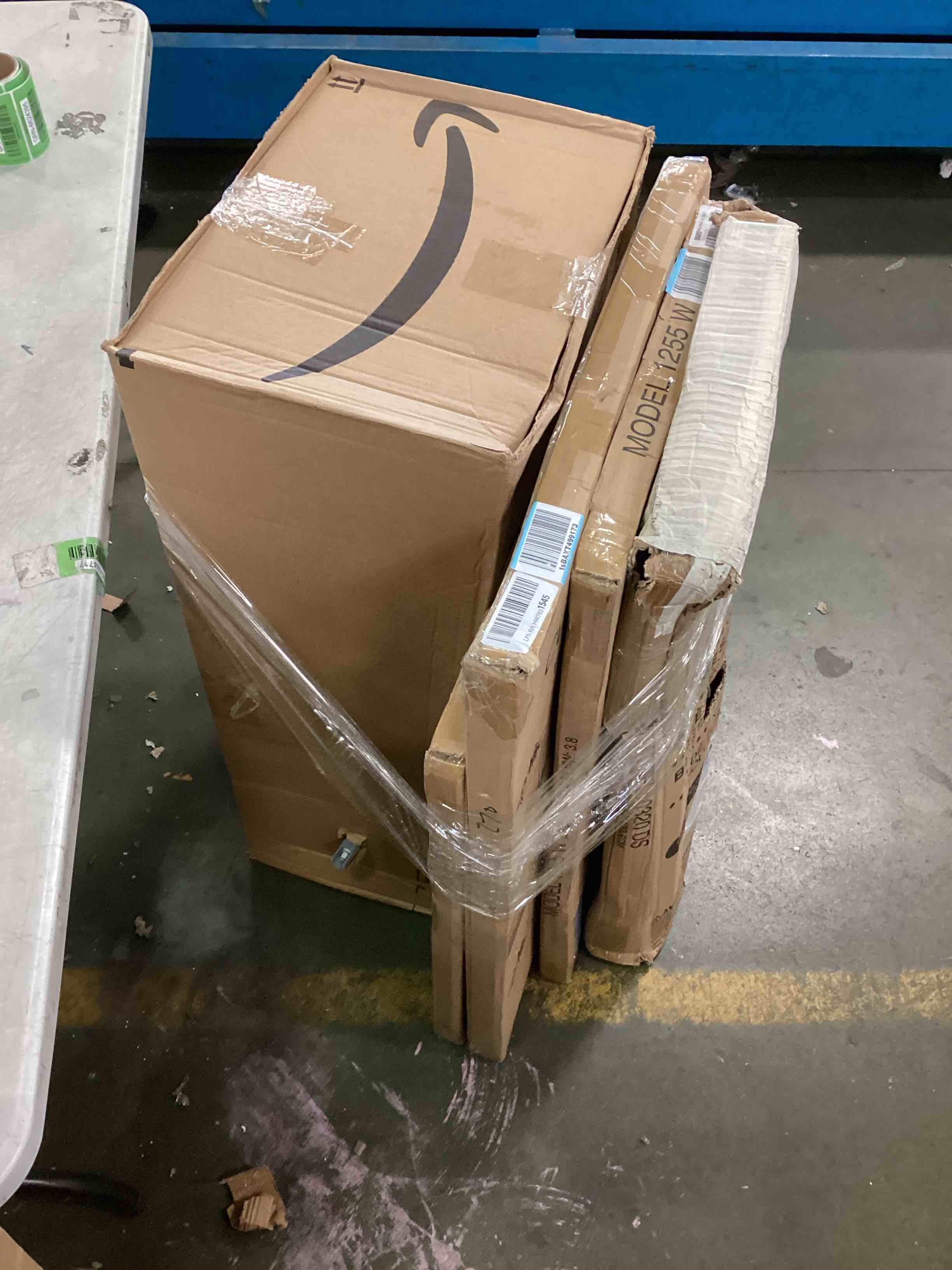 https://s3.amazonaws.com/lotting-images-prod/bidfta/GRN6624389_1717077460621.jpeg