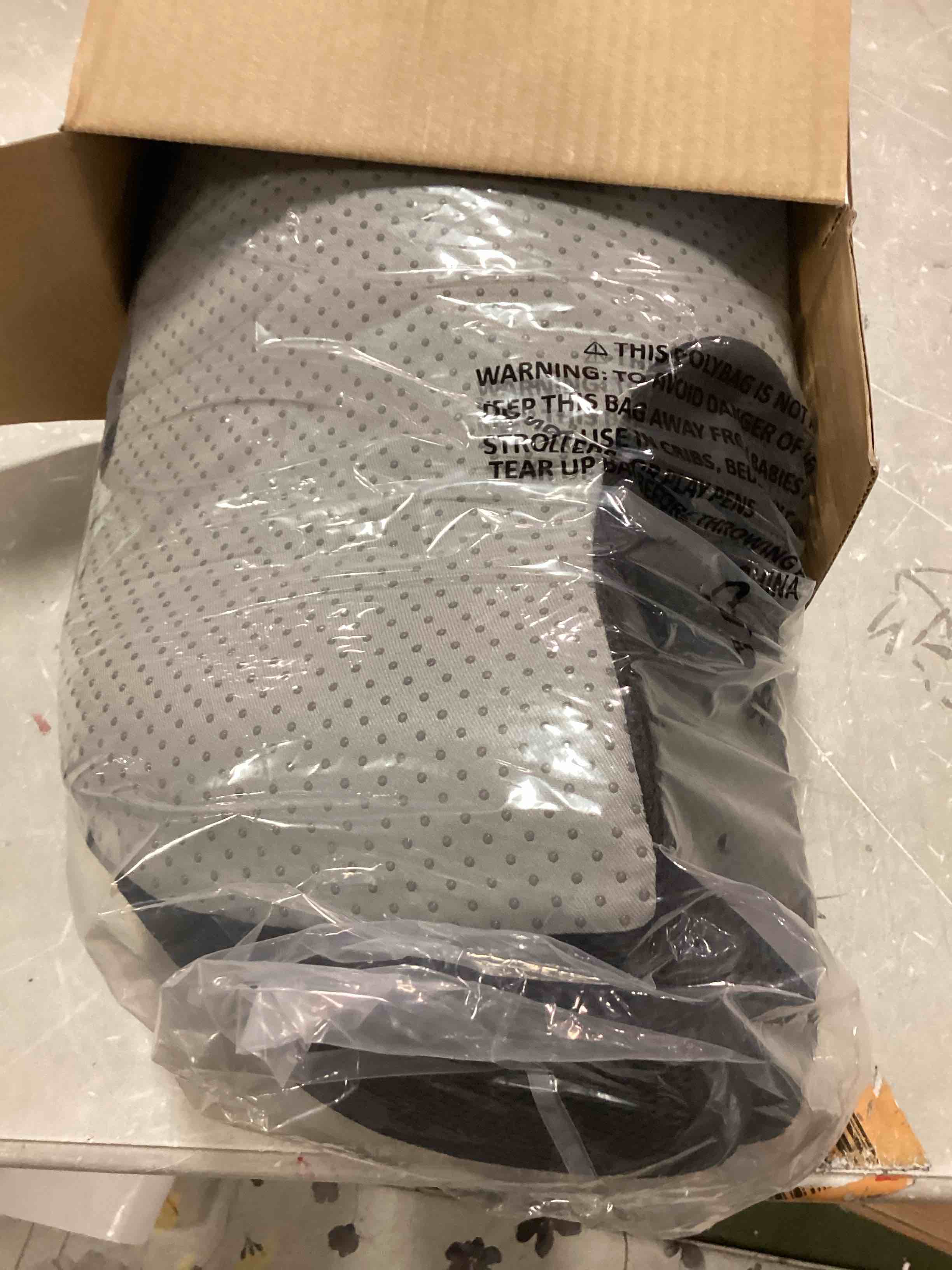 https://s3.amazonaws.com/lotting-images-prod/bidfta/GRN6624520_1716299593062.jpeg