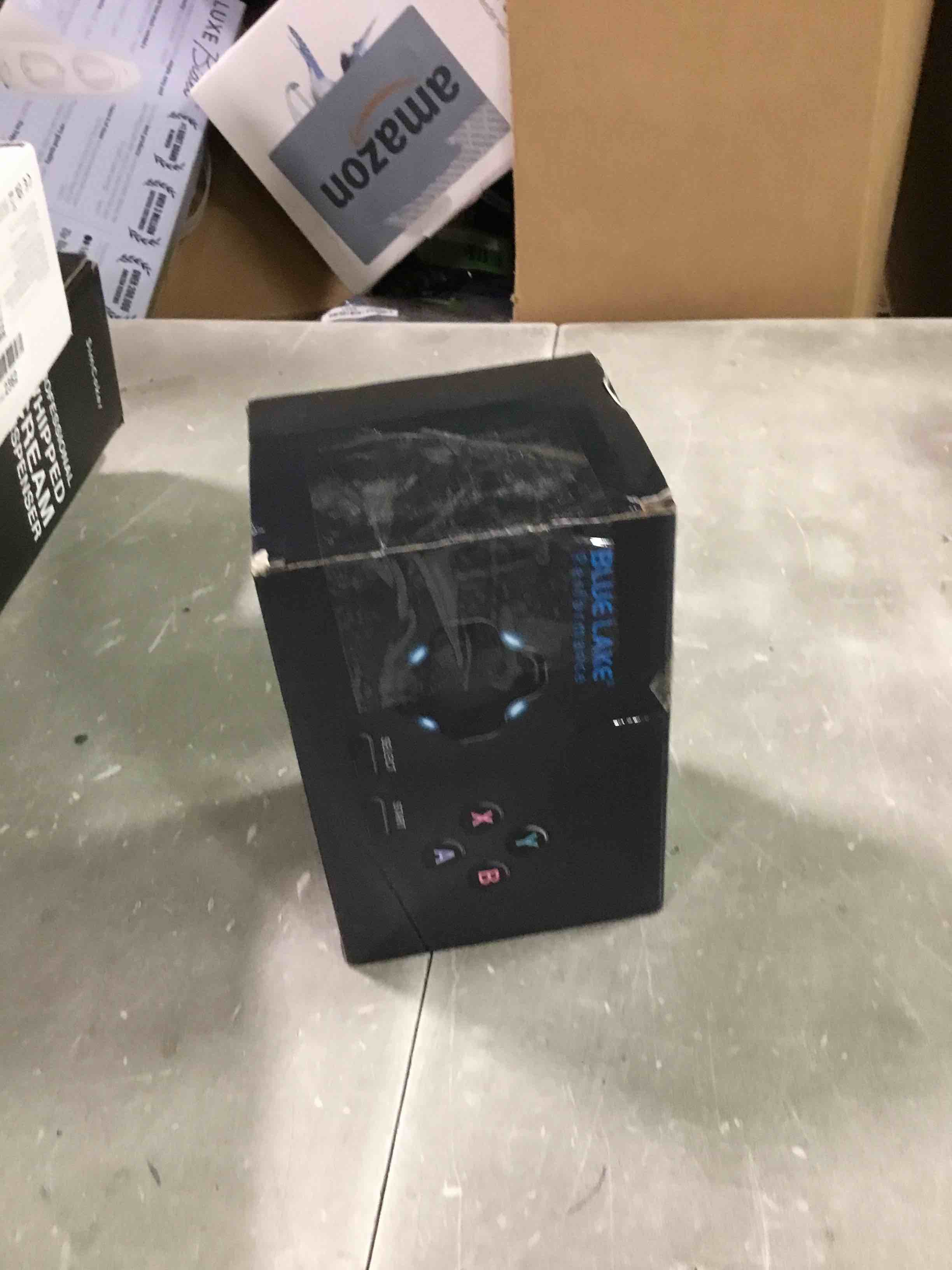 https://s3.amazonaws.com/lotting-images-prod/bidfta/GRN6625328_1716557597697.jpeg