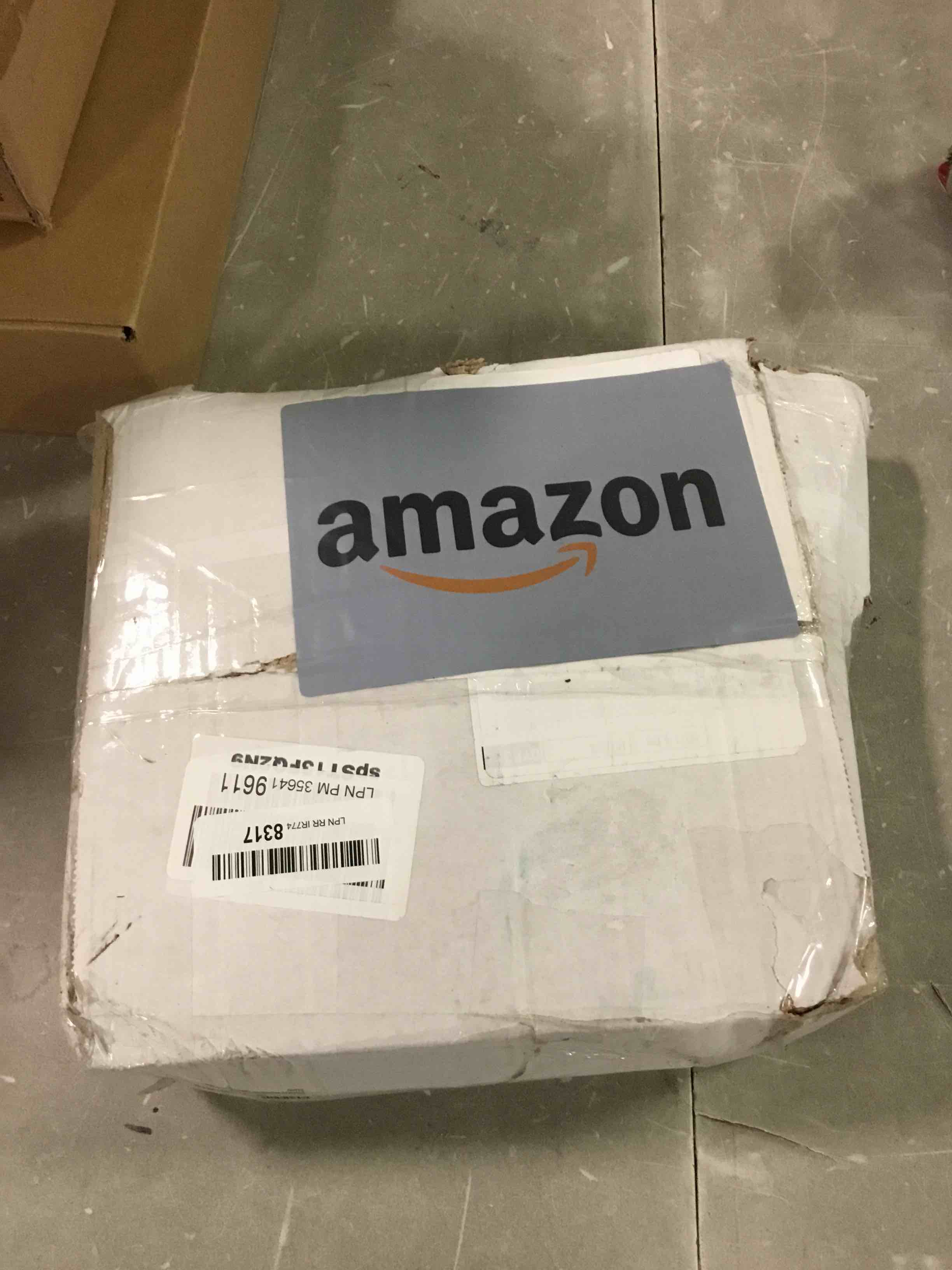 https://s3.amazonaws.com/lotting-images-prod/bidfta/GRN6625440_1716565439597.jpeg