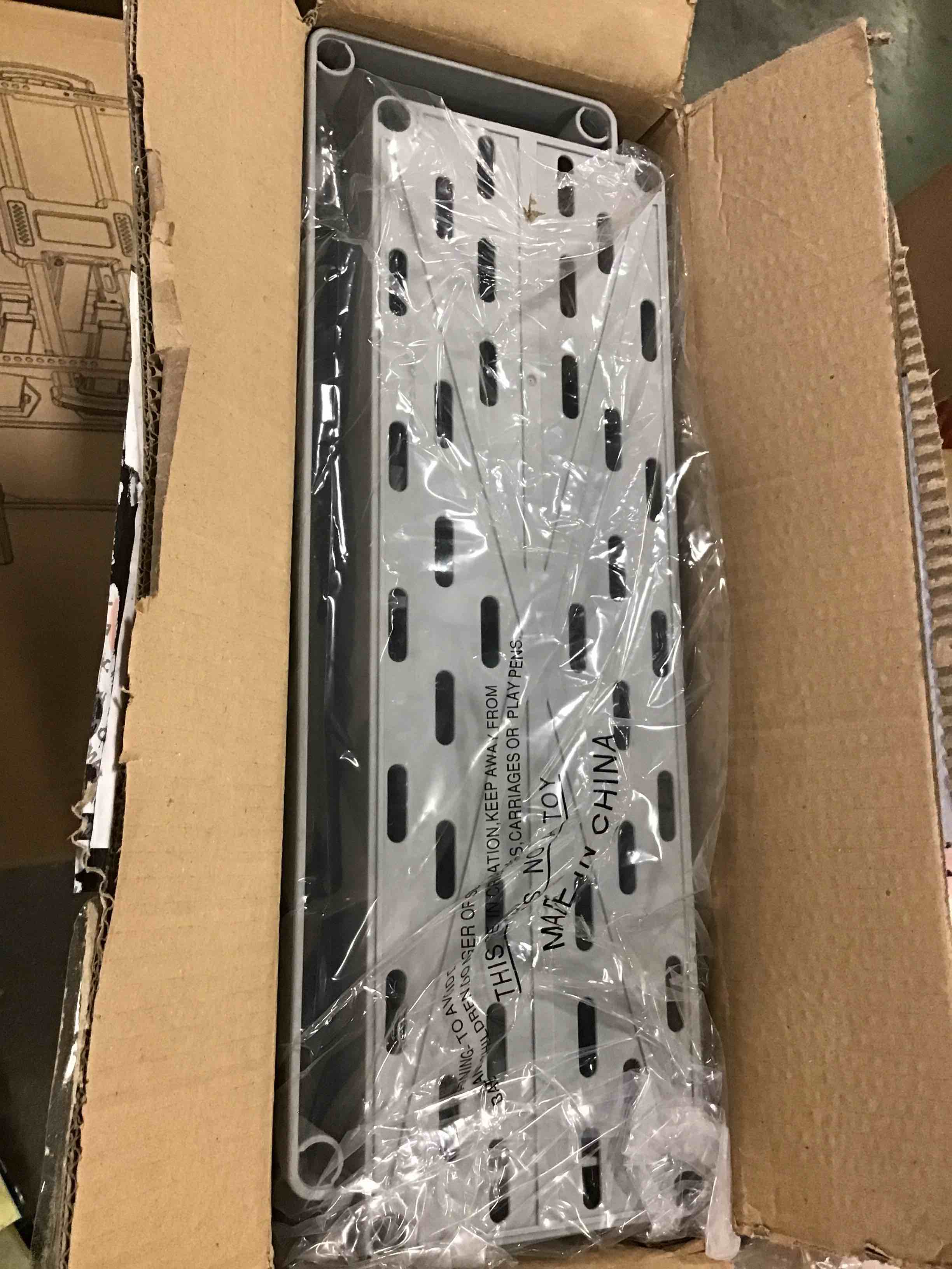 https://s3.amazonaws.com/lotting-images-prod/bidfta/GRN6626463_1716552976749.jpeg