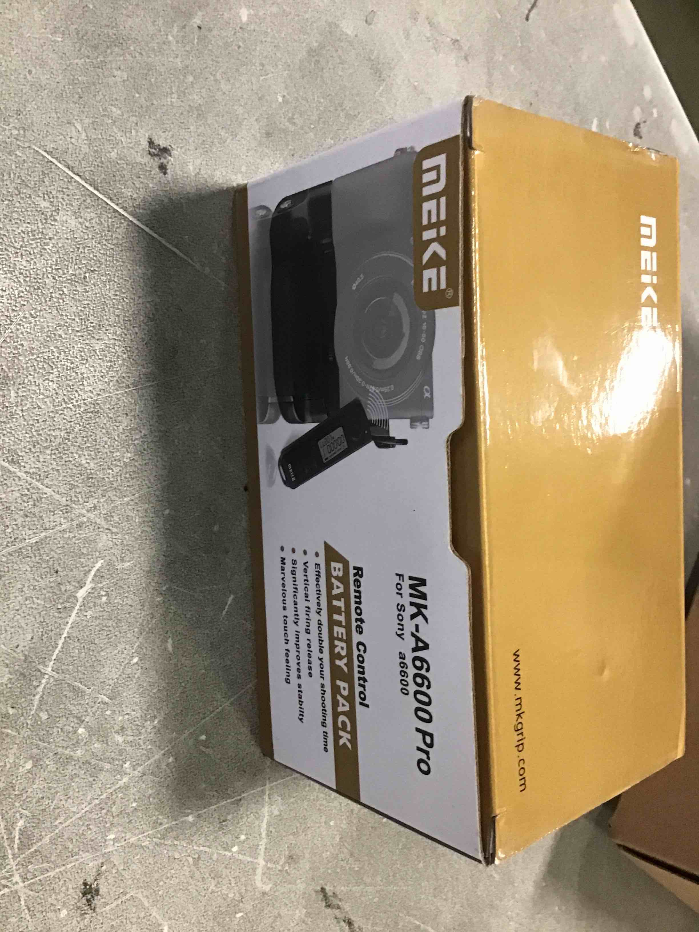 https://s3.amazonaws.com/lotting-images-prod/bidfta/GRN6626498_1716554691965.jpeg