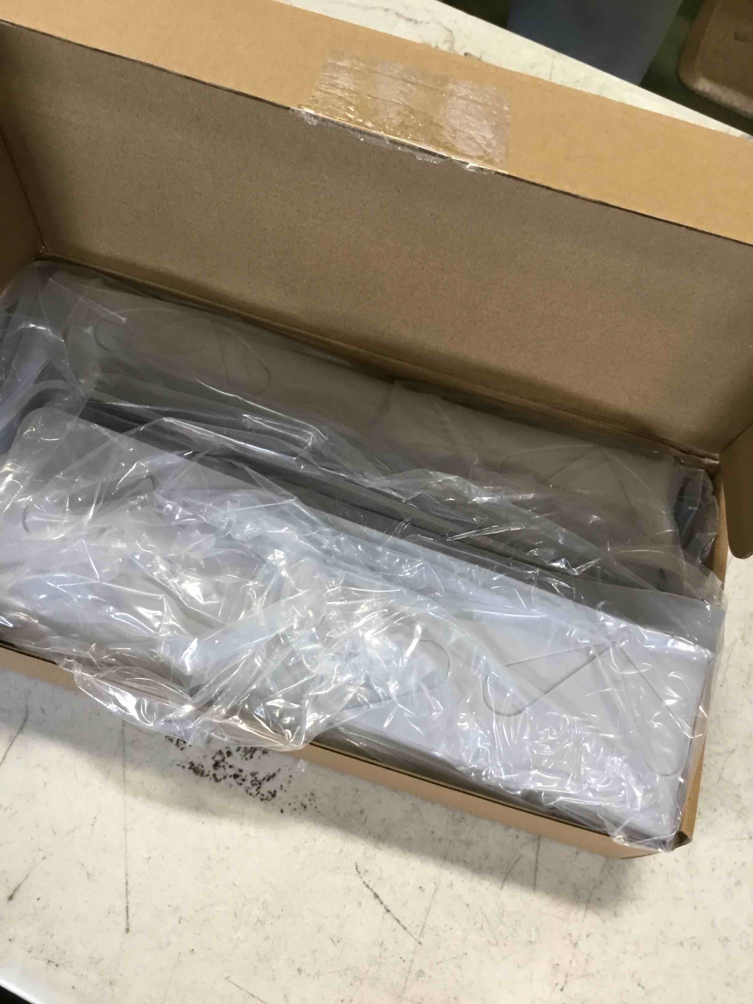 https://s3.amazonaws.com/lotting-images-prod/bidfta/GRN6629717_1716492287301.jpeg