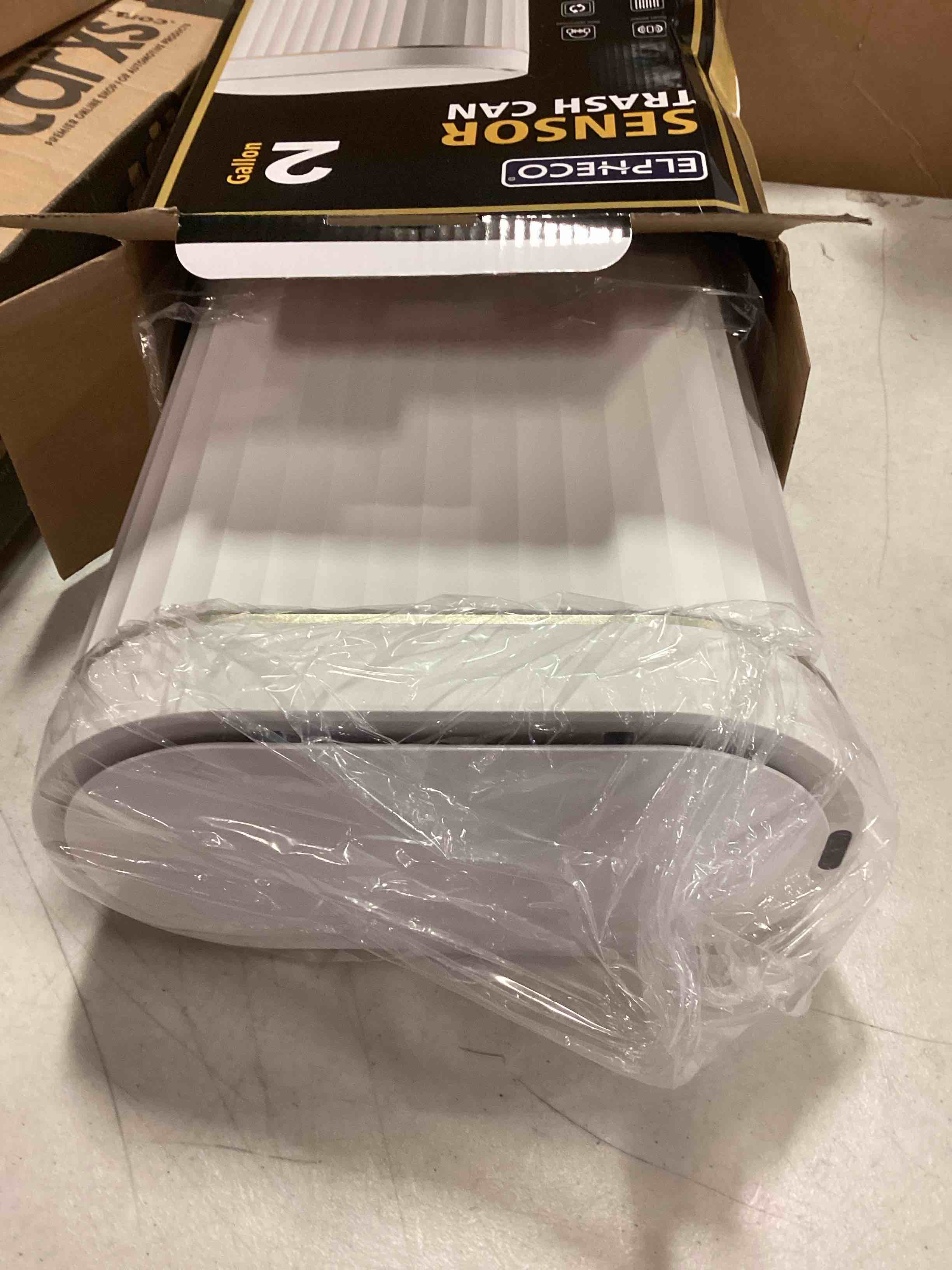 https://s3.amazonaws.com/lotting-images-prod/bidfta/GRN6630660_1716304080111.jpeg