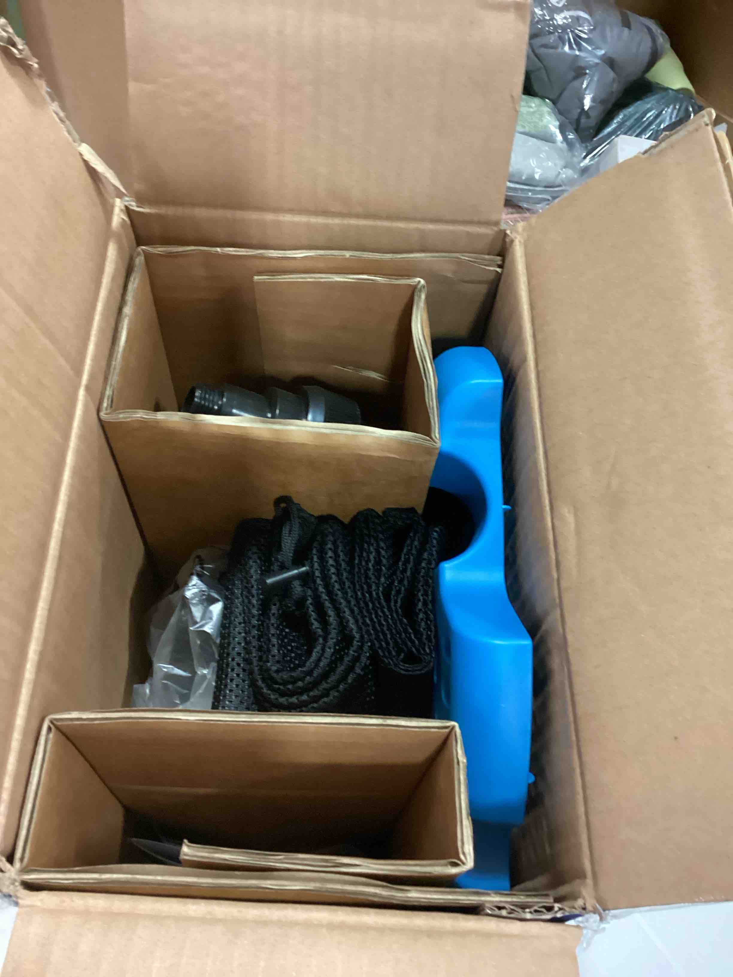 https://s3.amazonaws.com/lotting-images-prod/bidfta/GRN6630703_1716307018454.jpeg
