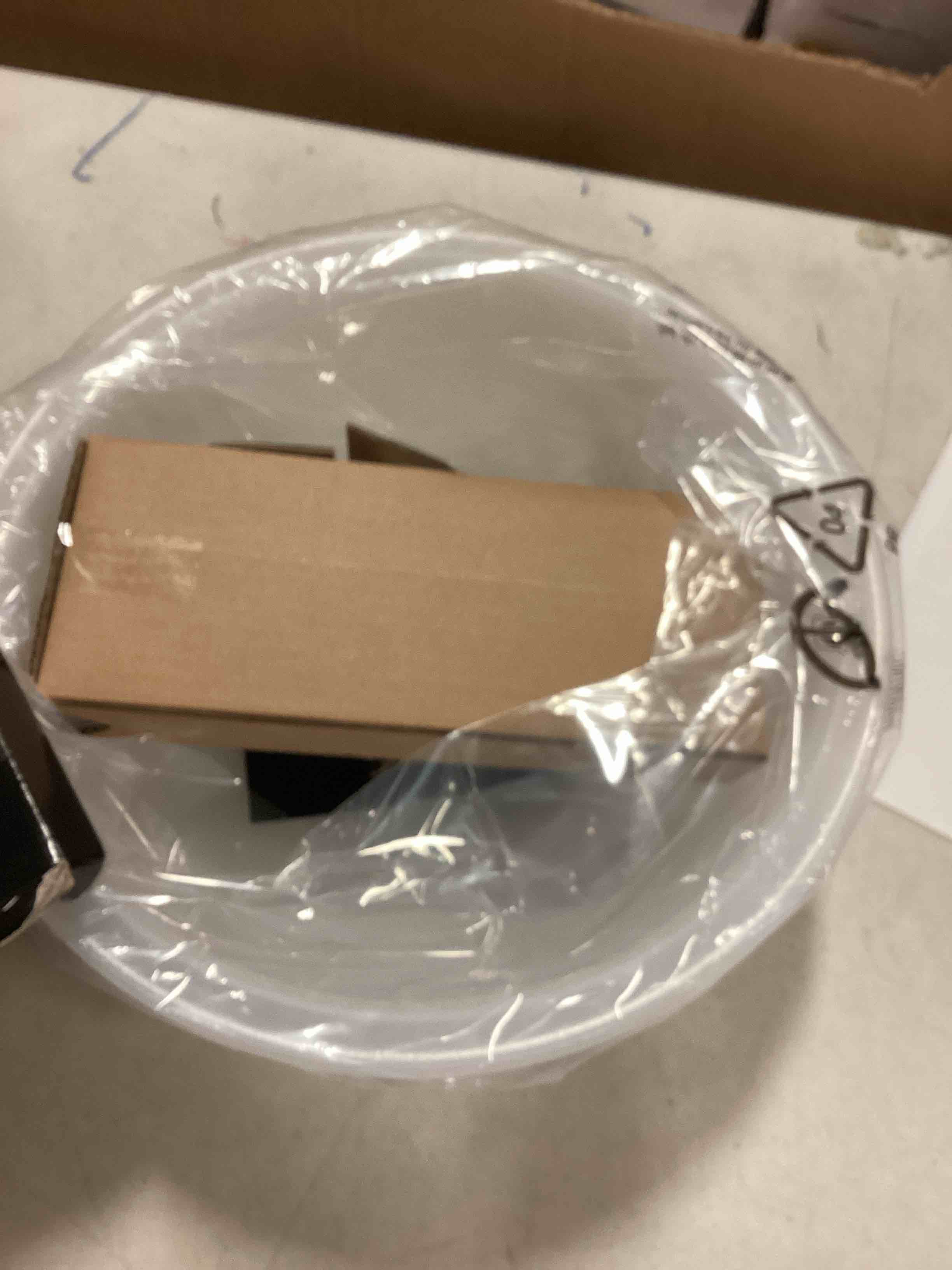https://s3.amazonaws.com/lotting-images-prod/bidfta/GRN6630710_1716309597890.jpeg