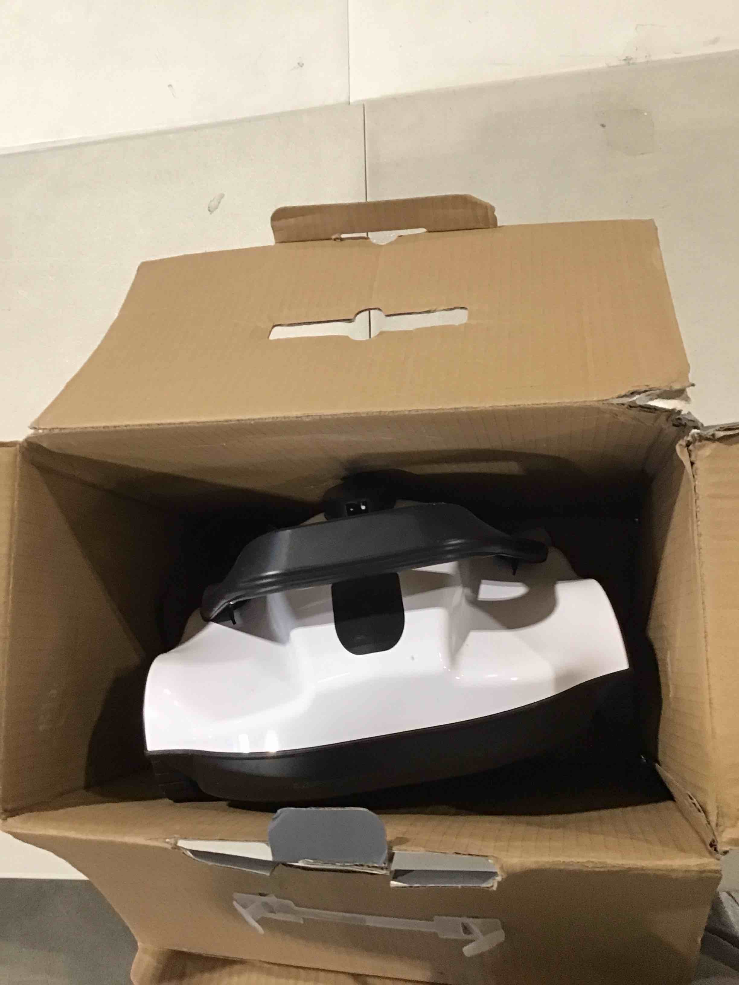 https://s3.amazonaws.com/lotting-images-prod/bidfta/GRN6634017_1728576422189.jpeg