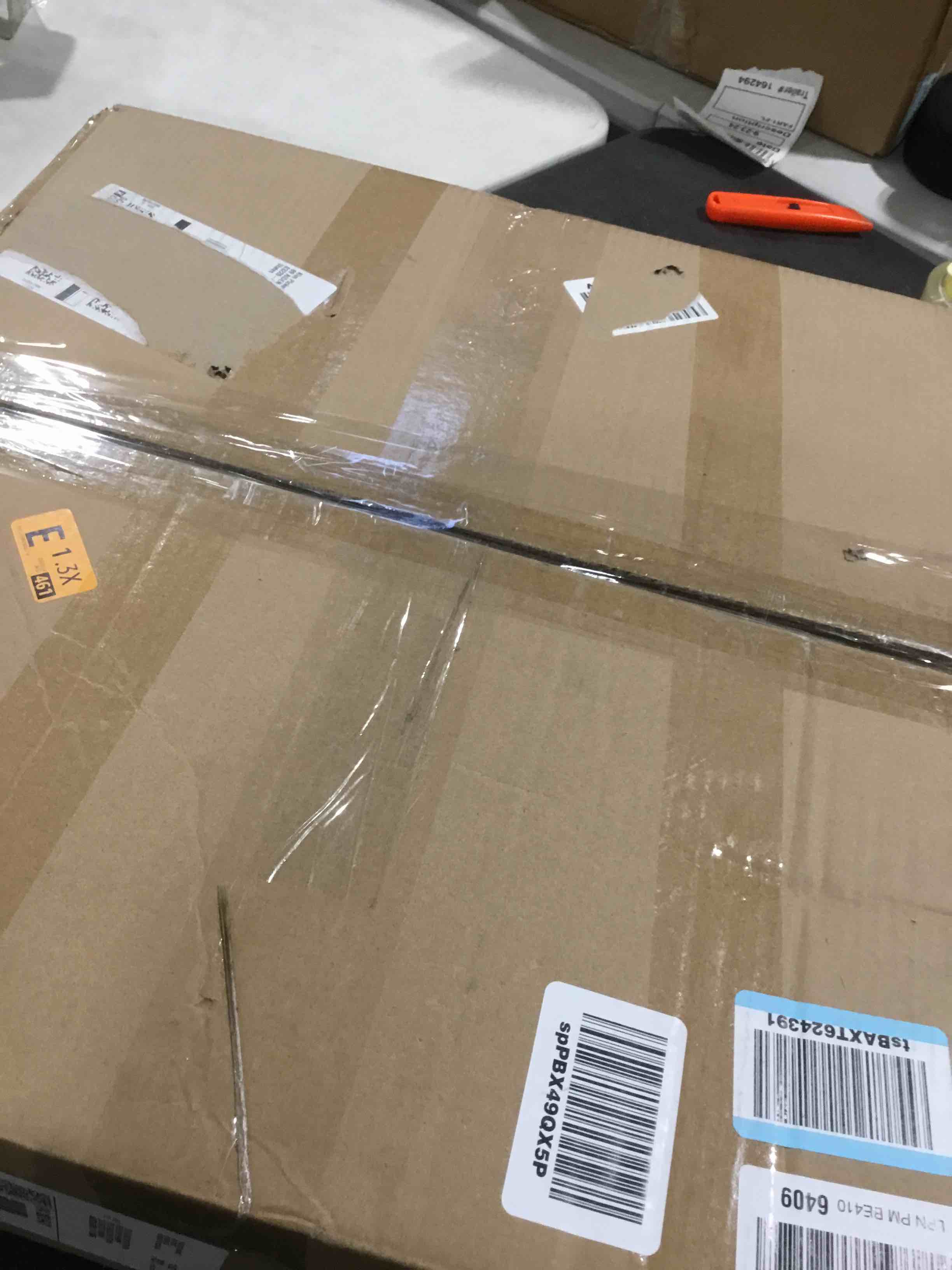 https://s3.amazonaws.com/lotting-images-prod/bidfta/GRN6634141_1728995114085.jpeg