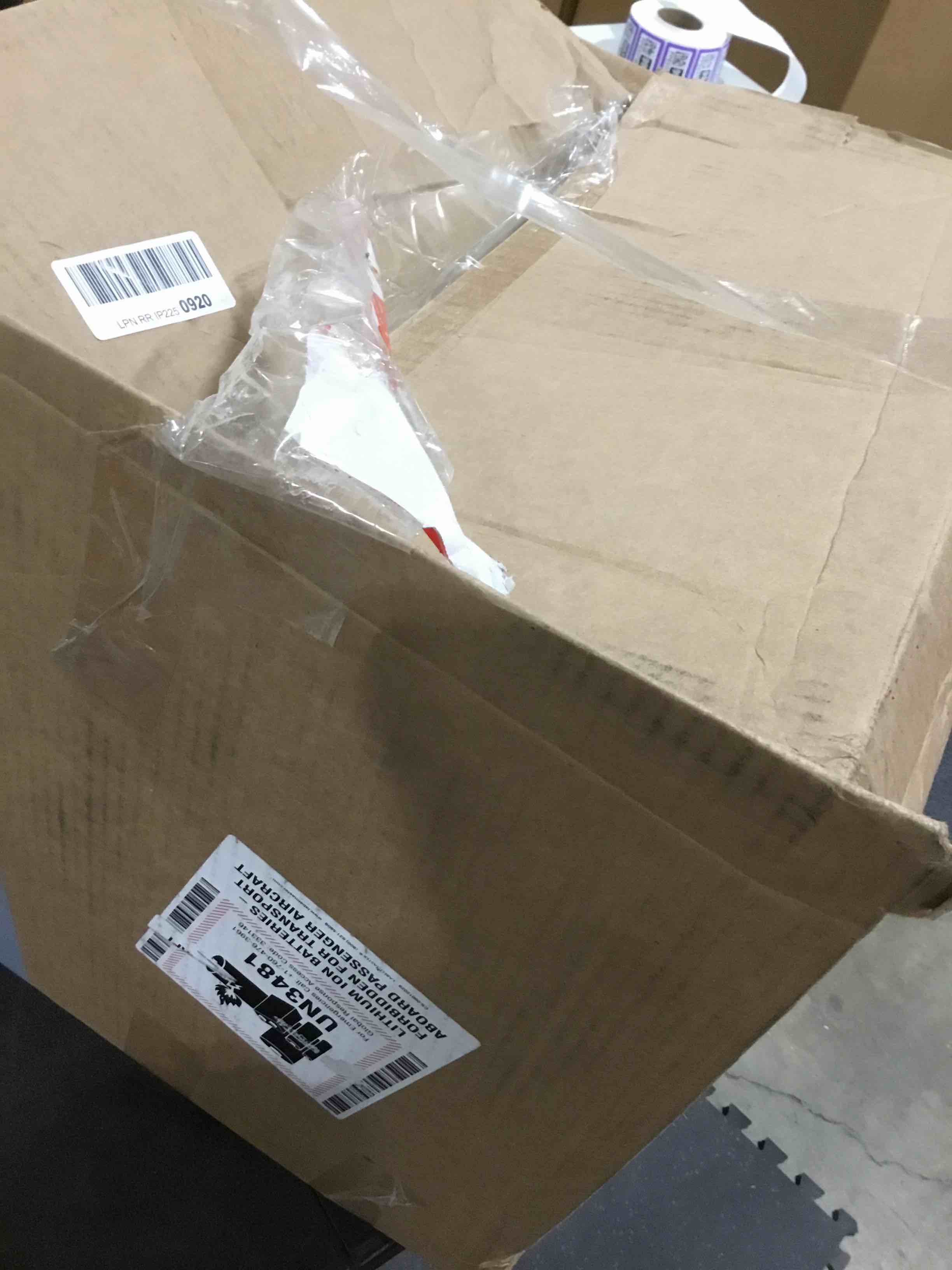 https://s3.amazonaws.com/lotting-images-prod/bidfta/GRN6634378_1729164870442.jpeg