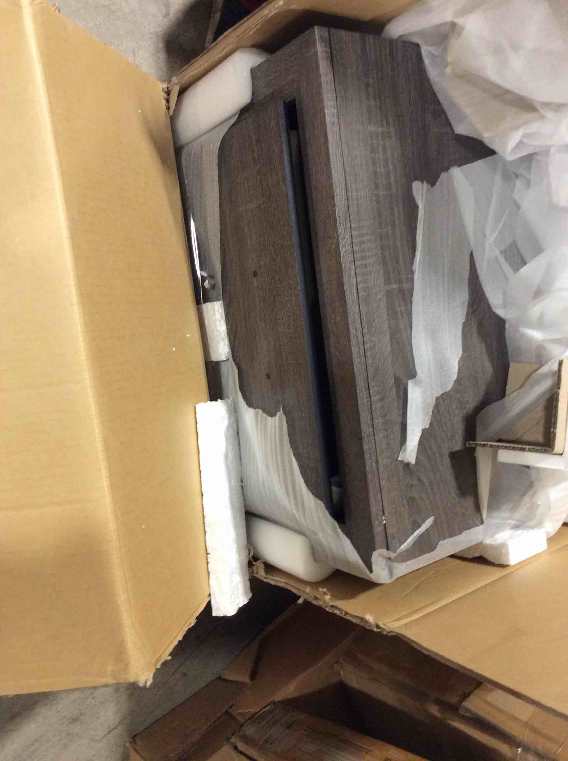 https://s3.amazonaws.com/lotting-images-prod/bidfta/GRN6635567_1727727442106.jpeg