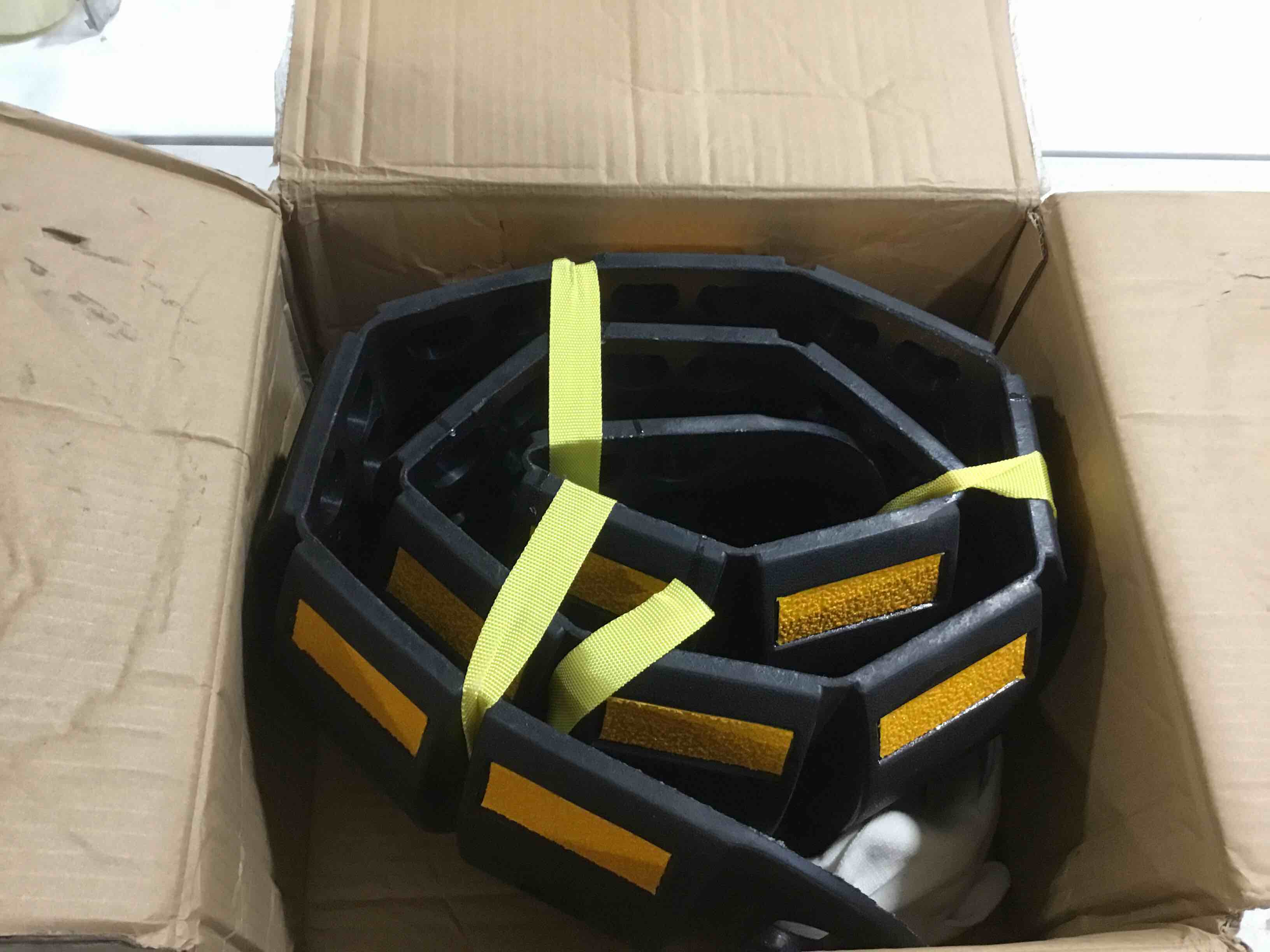 https://s3.amazonaws.com/lotting-images-prod/bidfta/GRN6637040_1726857696852.jpeg