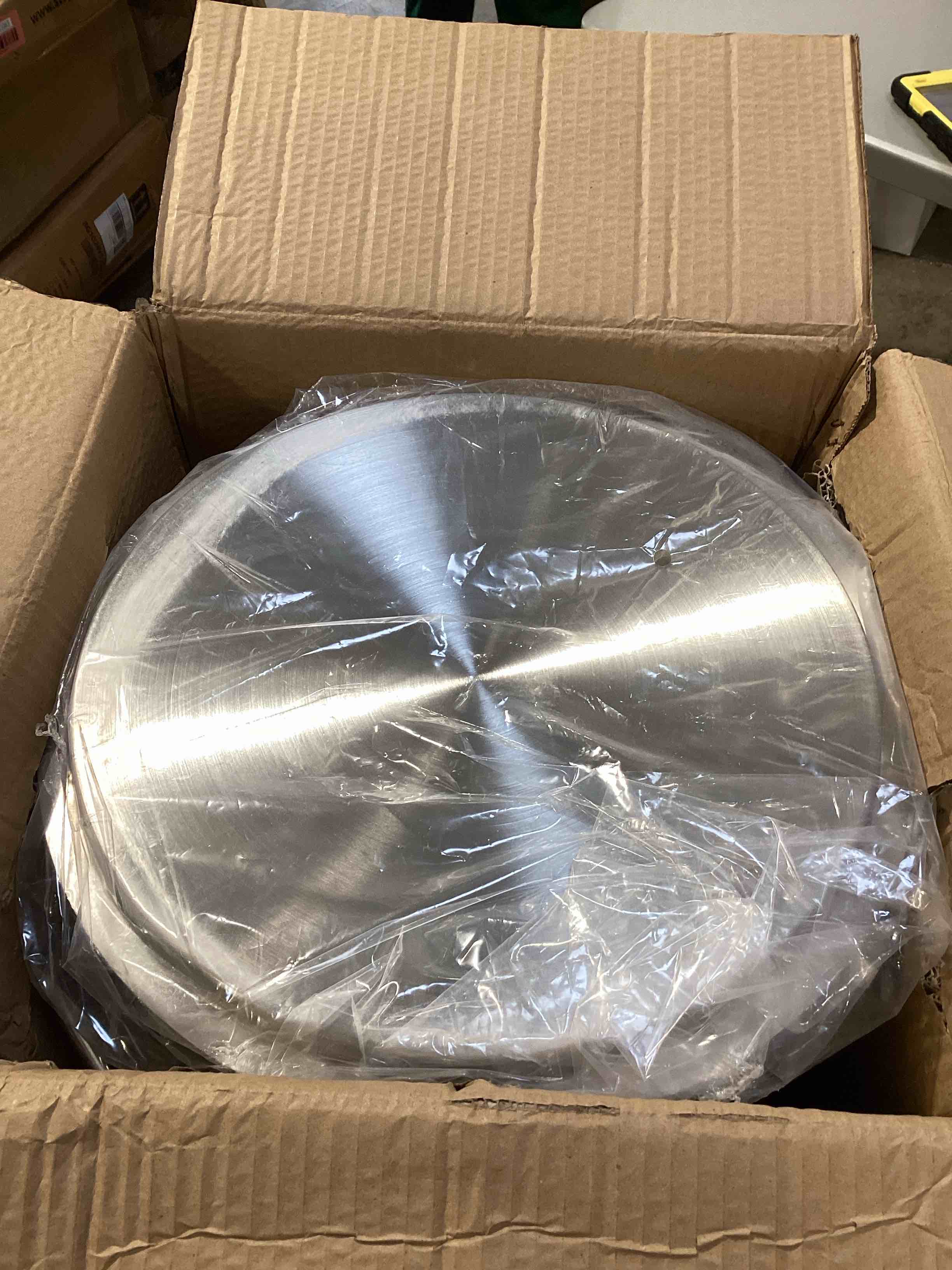 https://s3.amazonaws.com/lotting-images-prod/bidfta/GRN6639575_1727267643553.jpeg