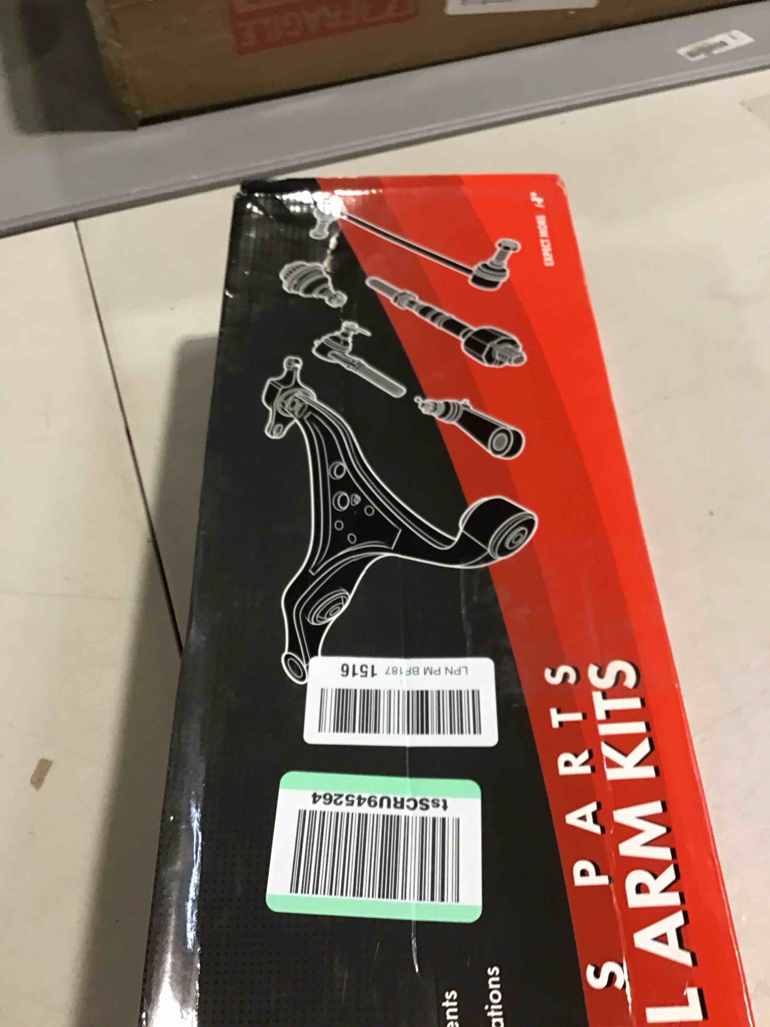 https://s3.amazonaws.com/lotting-images-prod/bidfta/GRN6643000_1727460727817.jpeg