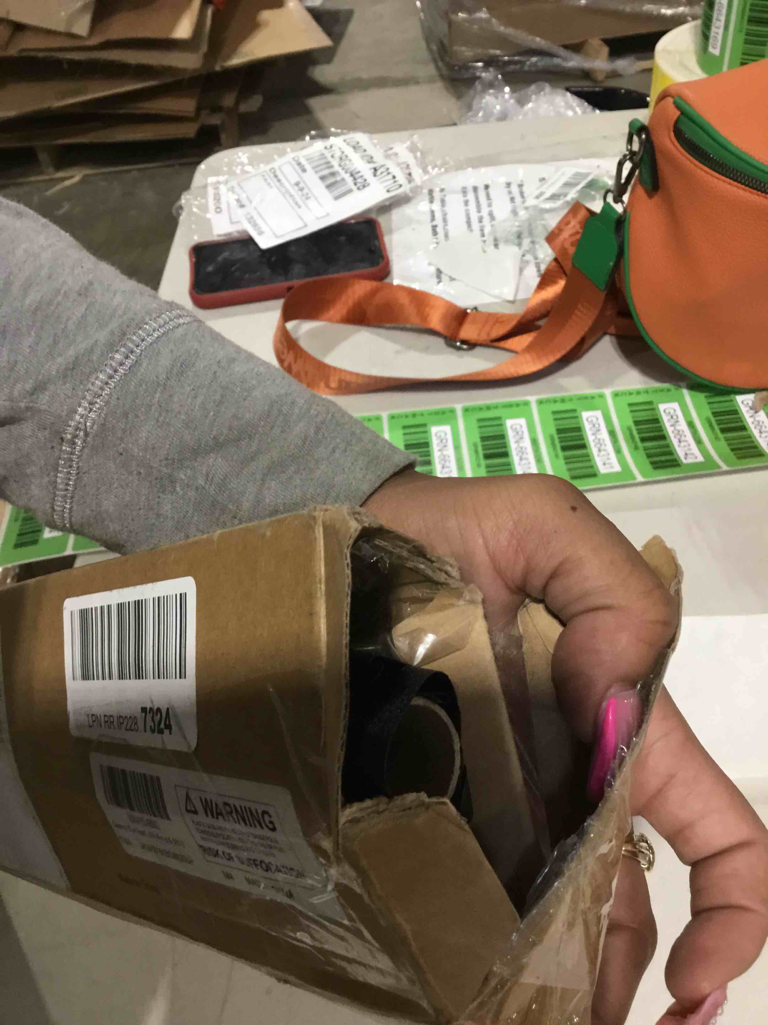 https://s3.amazonaws.com/lotting-images-prod/bidfta/GRN6643147_1727725285697.jpeg