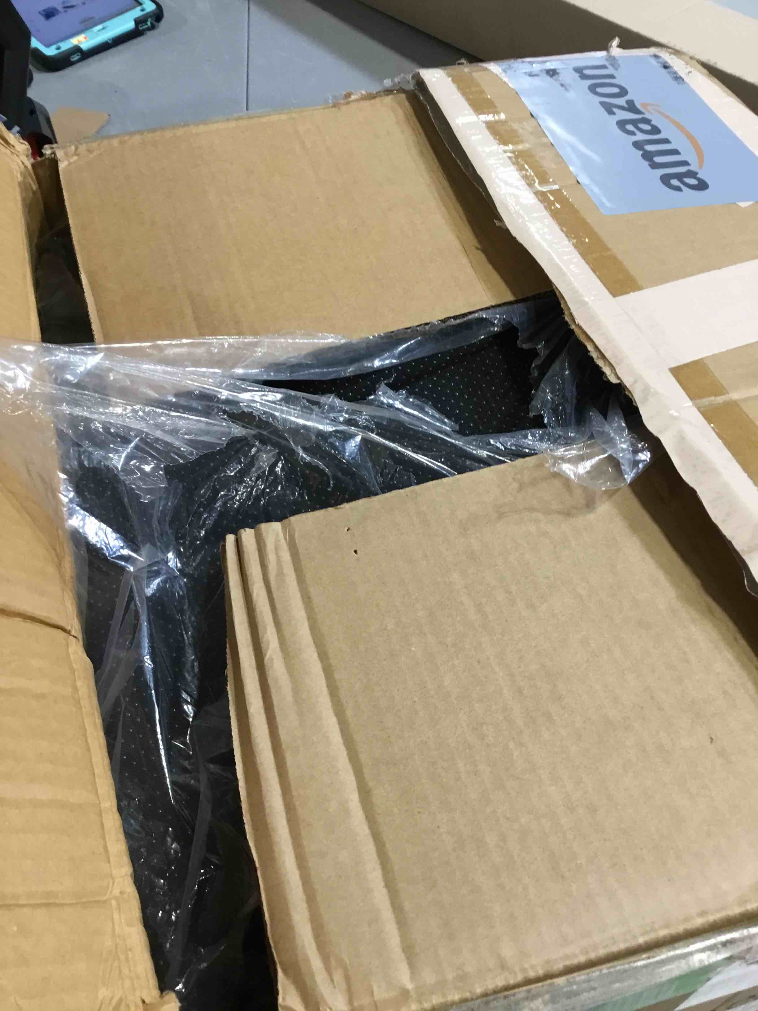 https://s3.amazonaws.com/lotting-images-prod/bidfta/GRN6643478_1727893419695.jpeg