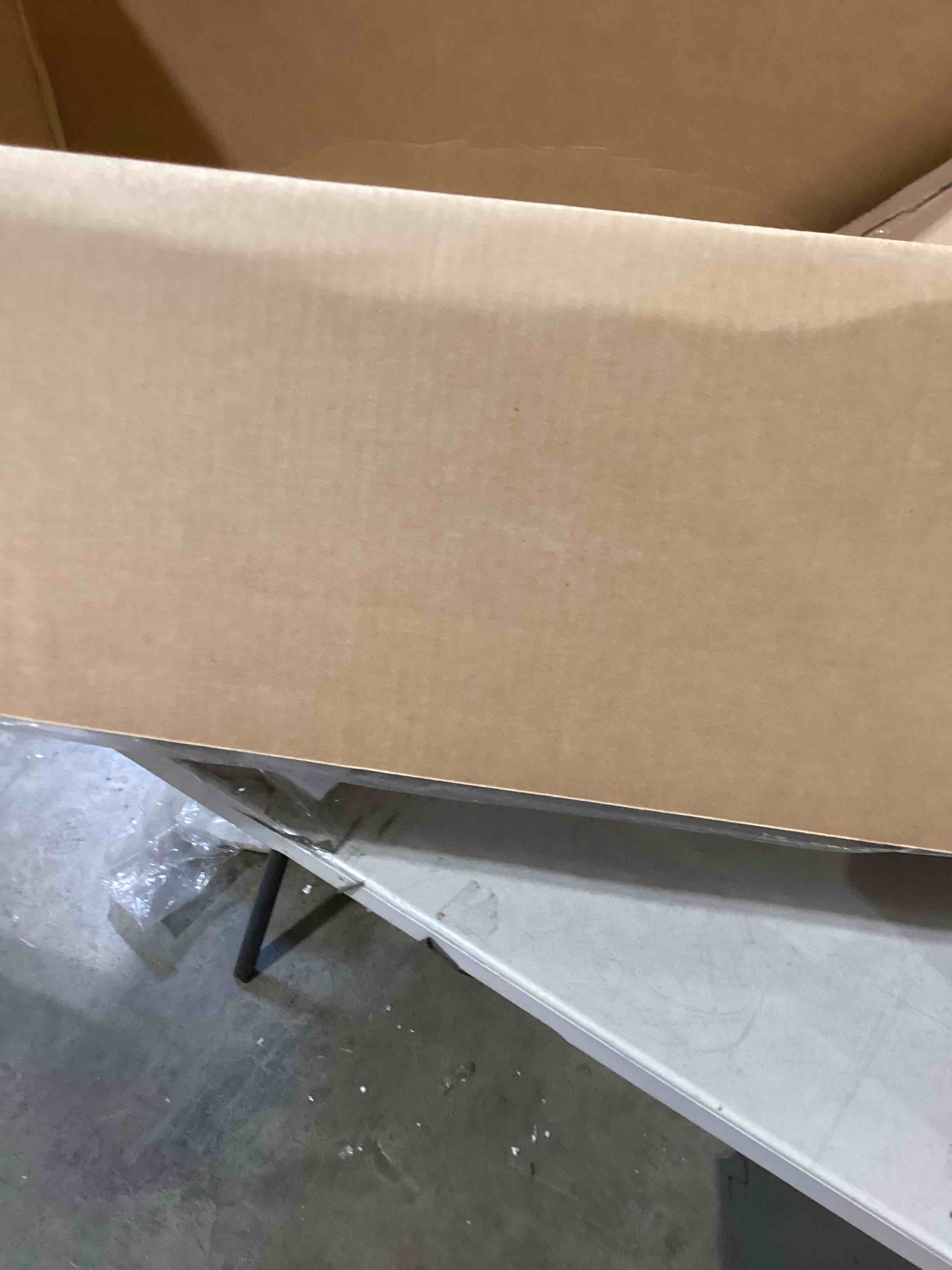 https://s3.amazonaws.com/lotting-images-prod/bidfta/GRN6645497_1727282909843.jpeg