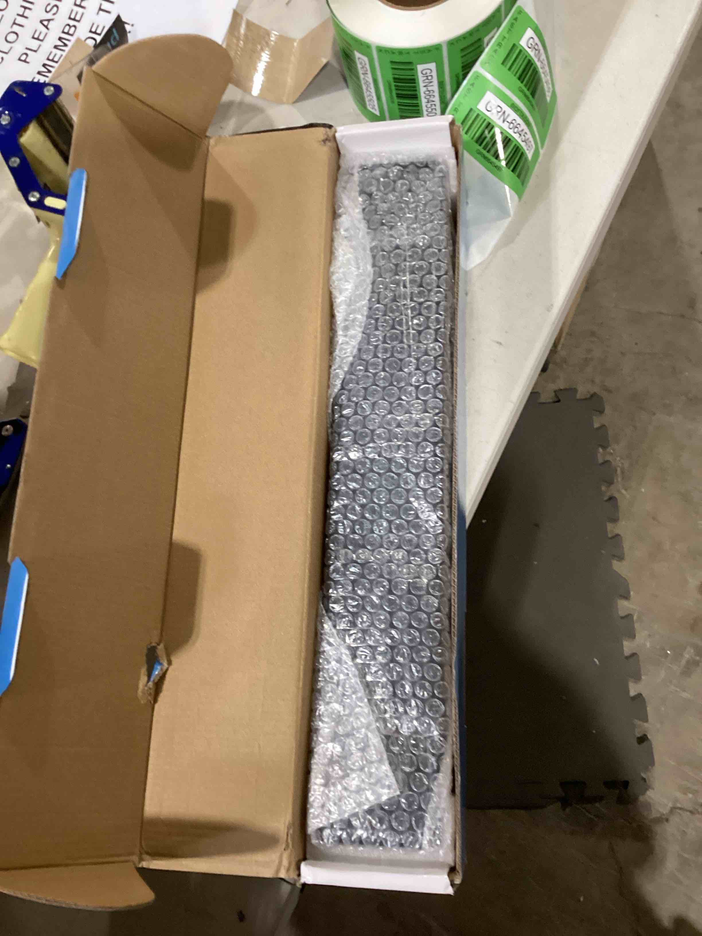 https://s3.amazonaws.com/lotting-images-prod/bidfta/GRN6645497_1727282947835.jpeg