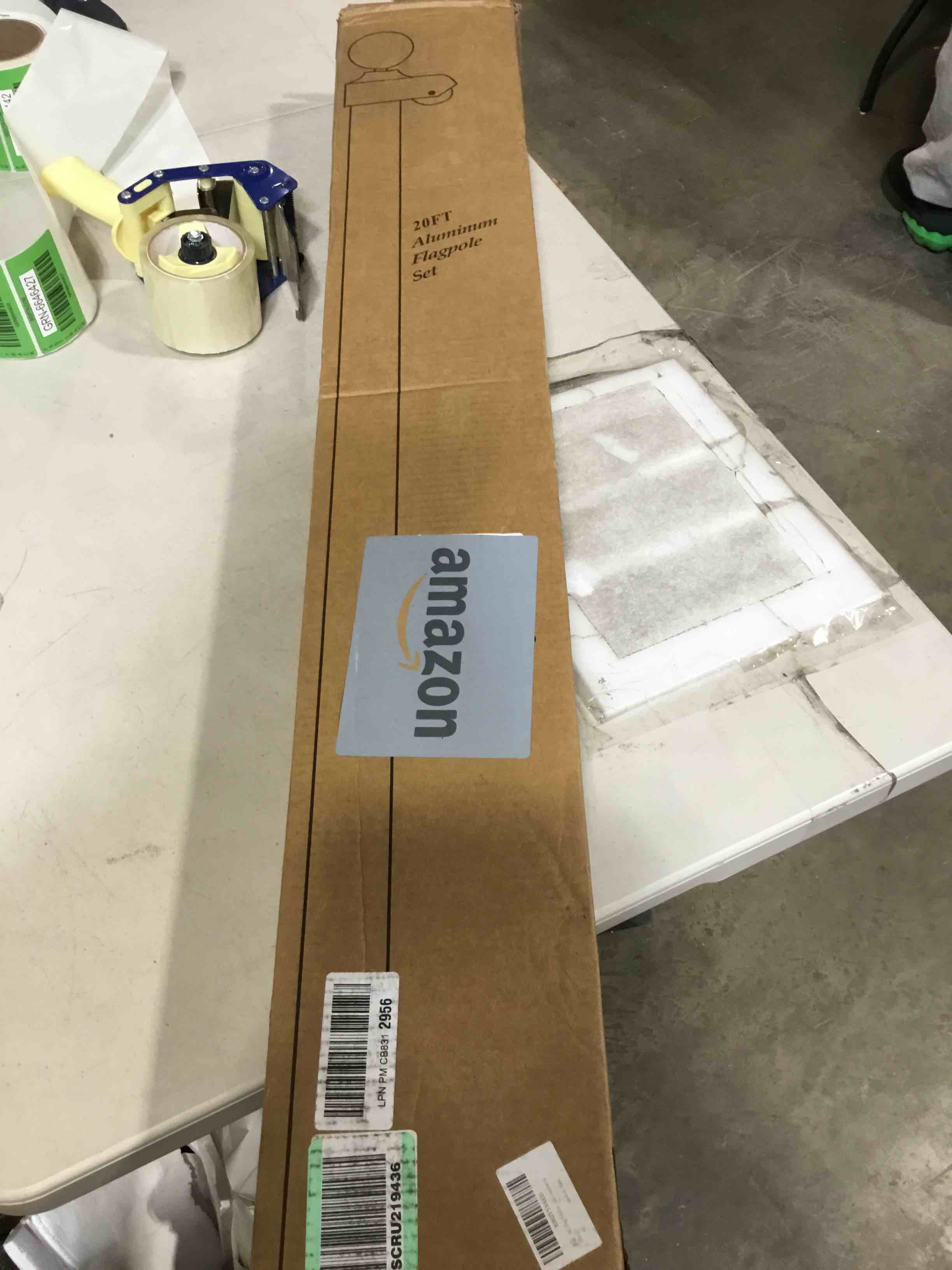 https://s3.amazonaws.com/lotting-images-prod/bidfta/GRN6646427_1728495762382.jpeg