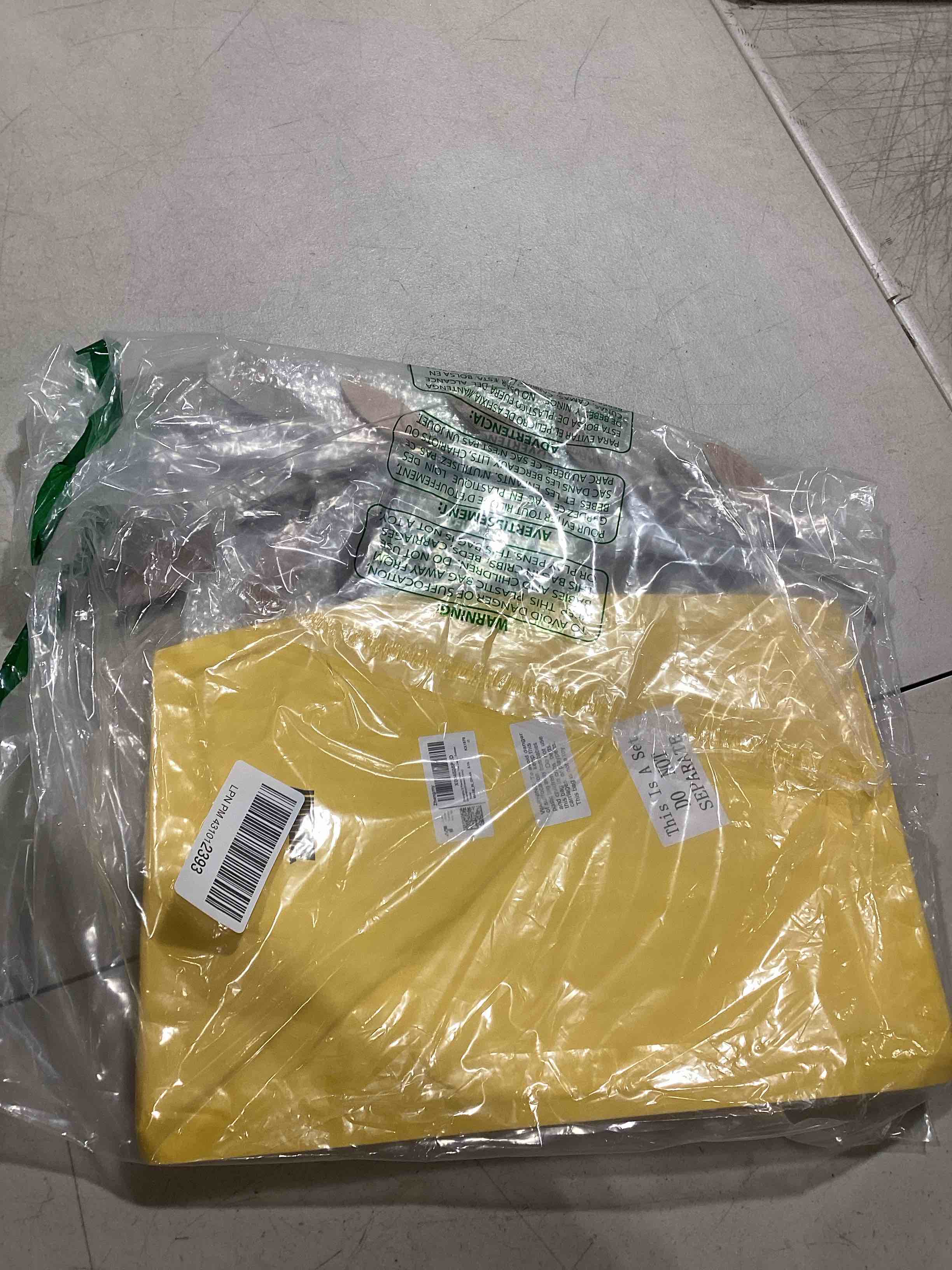 https://s3.amazonaws.com/lotting-images-prod/bidfta/GRN6646655_1732194397013.jpeg