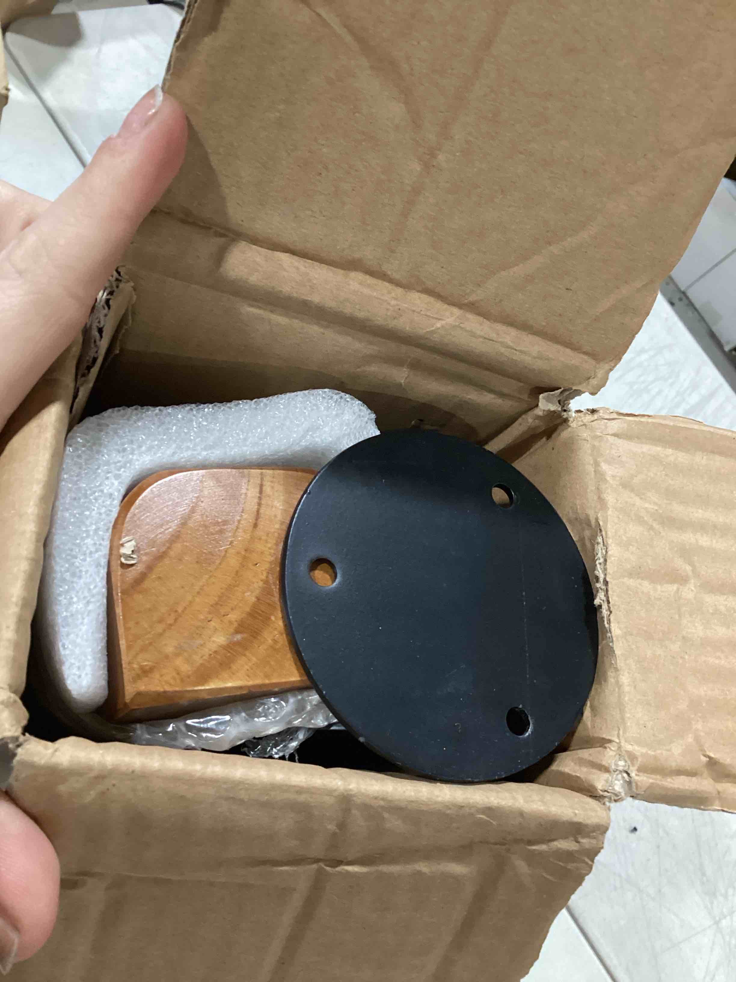 https://s3.amazonaws.com/lotting-images-prod/bidfta/GRN6646789_1732217311576.jpeg