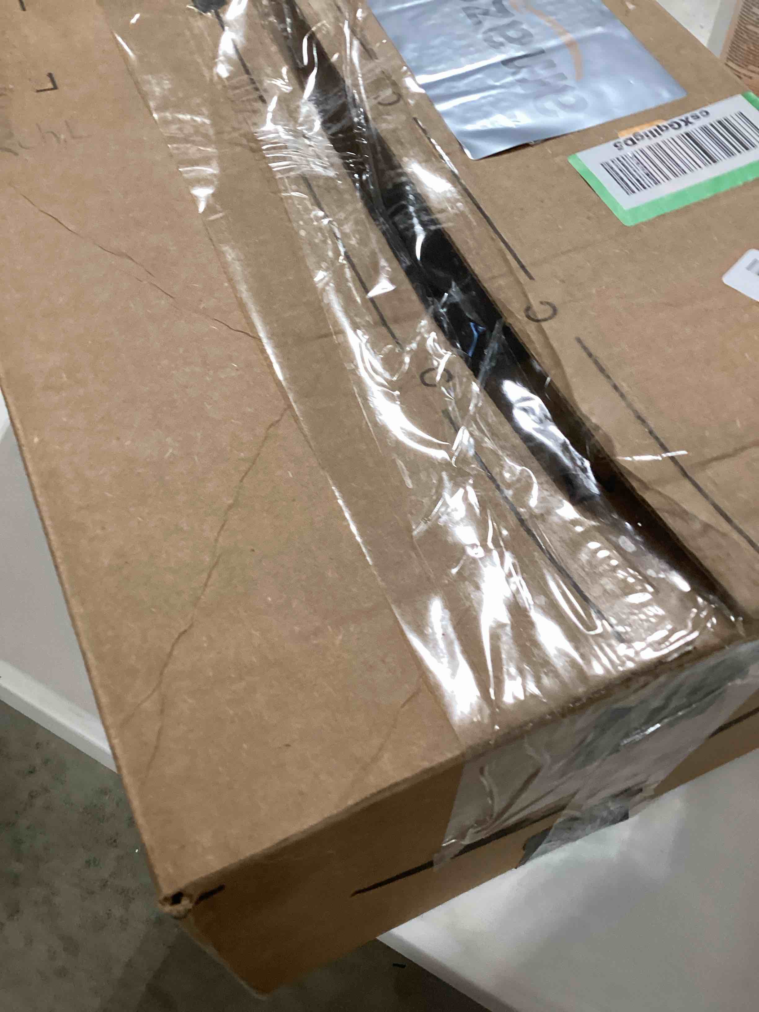 https://s3.amazonaws.com/lotting-images-prod/bidfta/GRN6647558_1729005498427.jpeg
