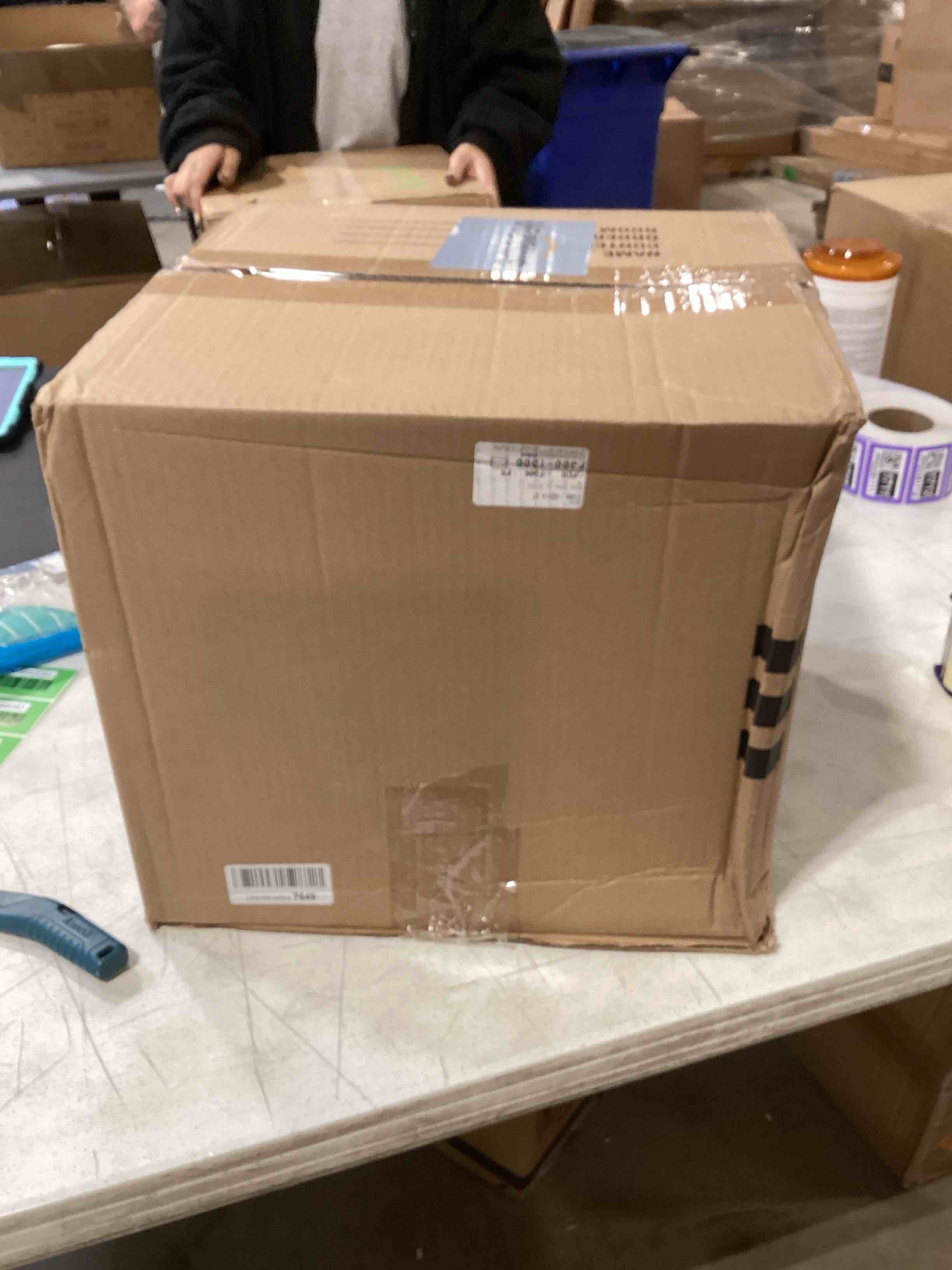 https://s3.amazonaws.com/lotting-images-prod/bidfta/GRN6648071_1729529183526.jpeg