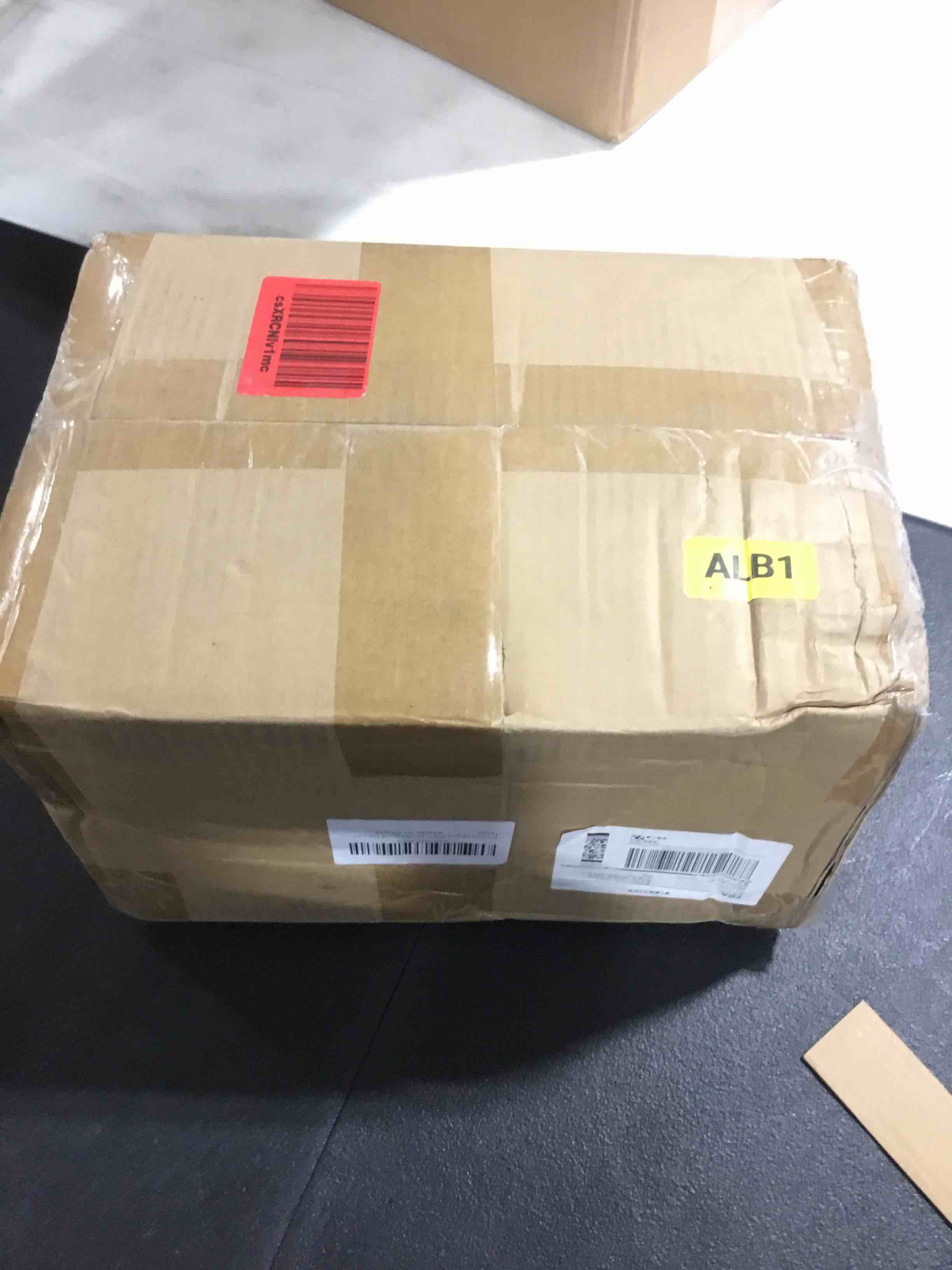 https://s3.amazonaws.com/lotting-images-prod/bidfta/GRN6648267_1729687153448.jpeg