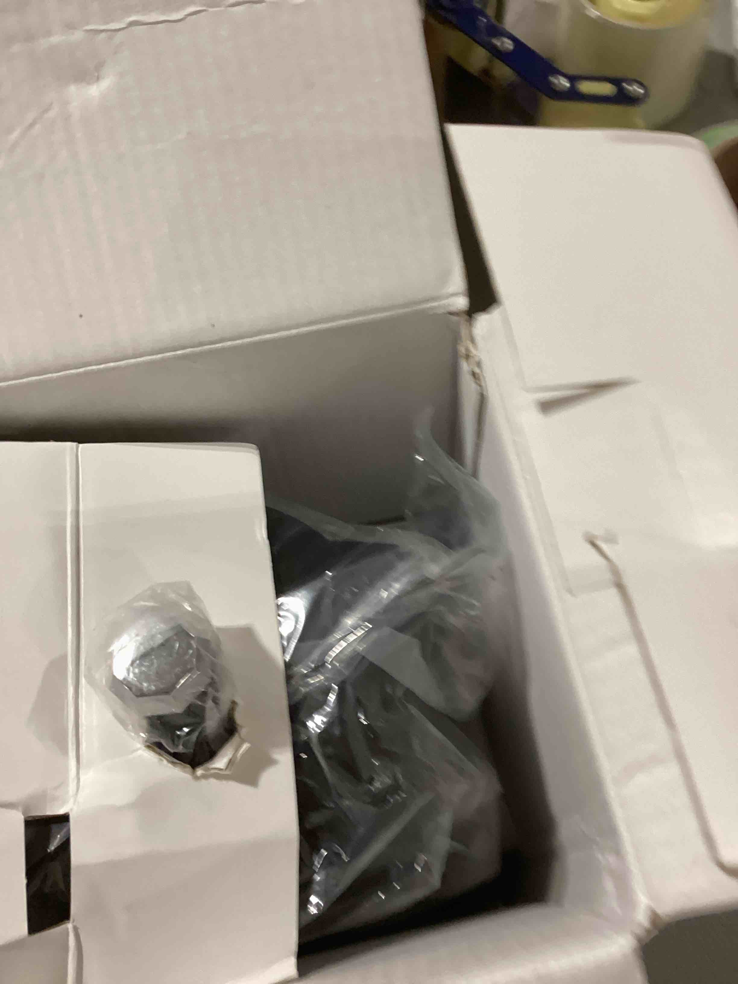 https://s3.amazonaws.com/lotting-images-prod/bidfta/GRN6651427_1728644499374.jpeg