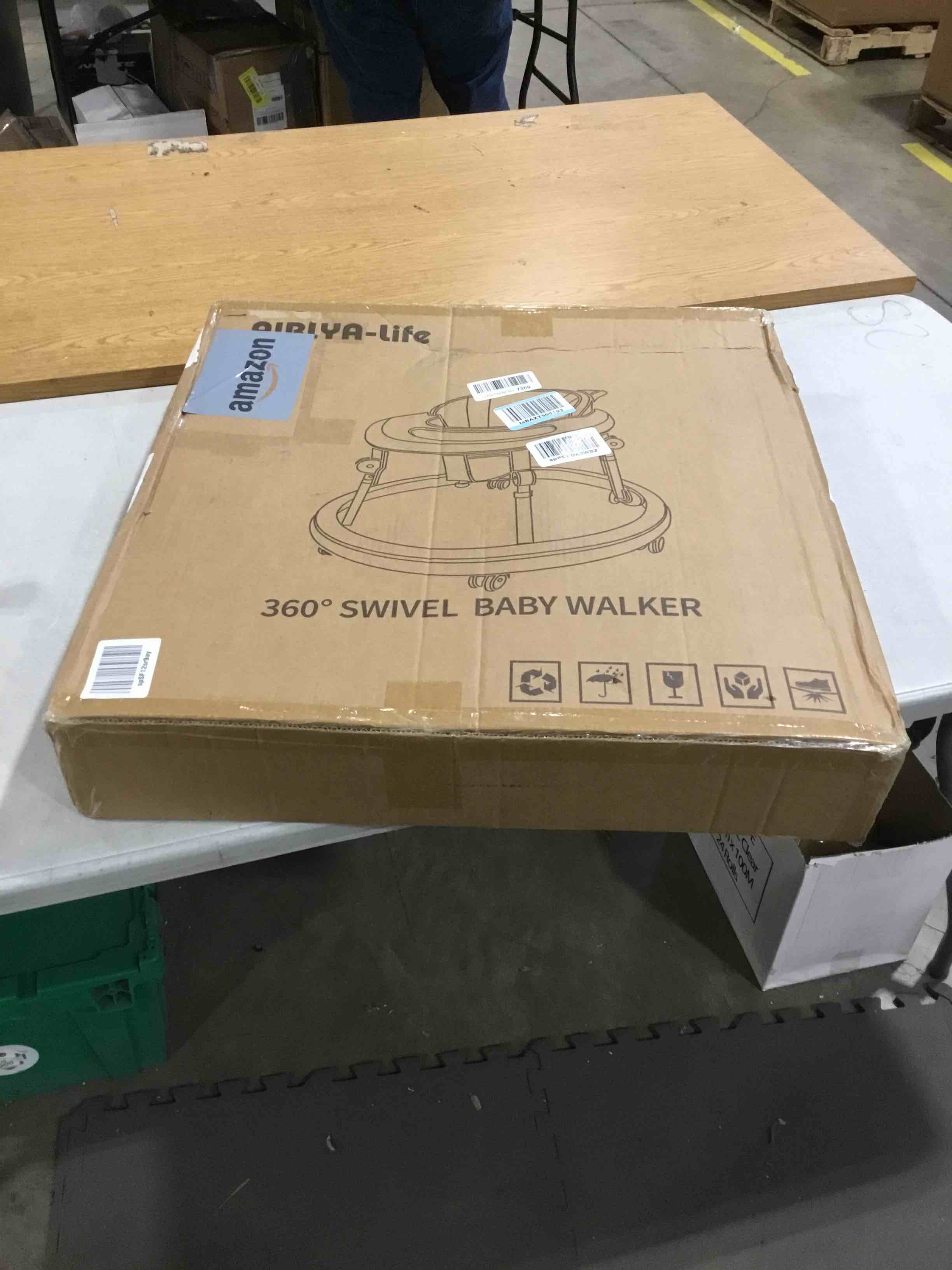 https://s3.amazonaws.com/lotting-images-prod/bidfta/GRN6653211_1727446858356.jpeg