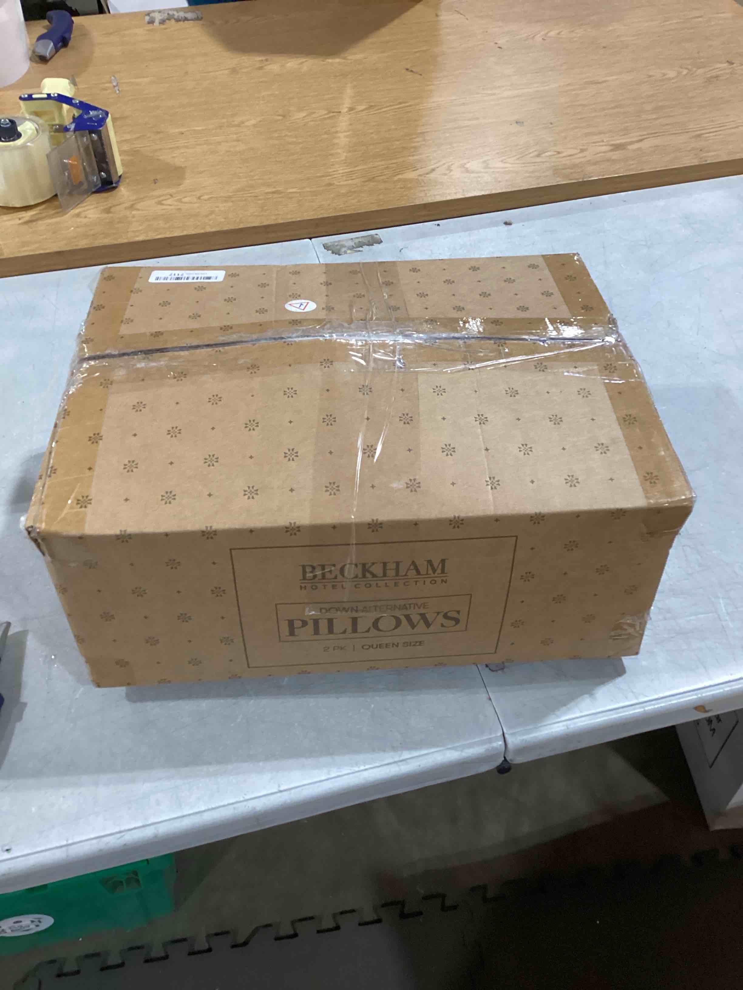 https://s3.amazonaws.com/lotting-images-prod/bidfta/GRN6653601_1727871256967.jpeg