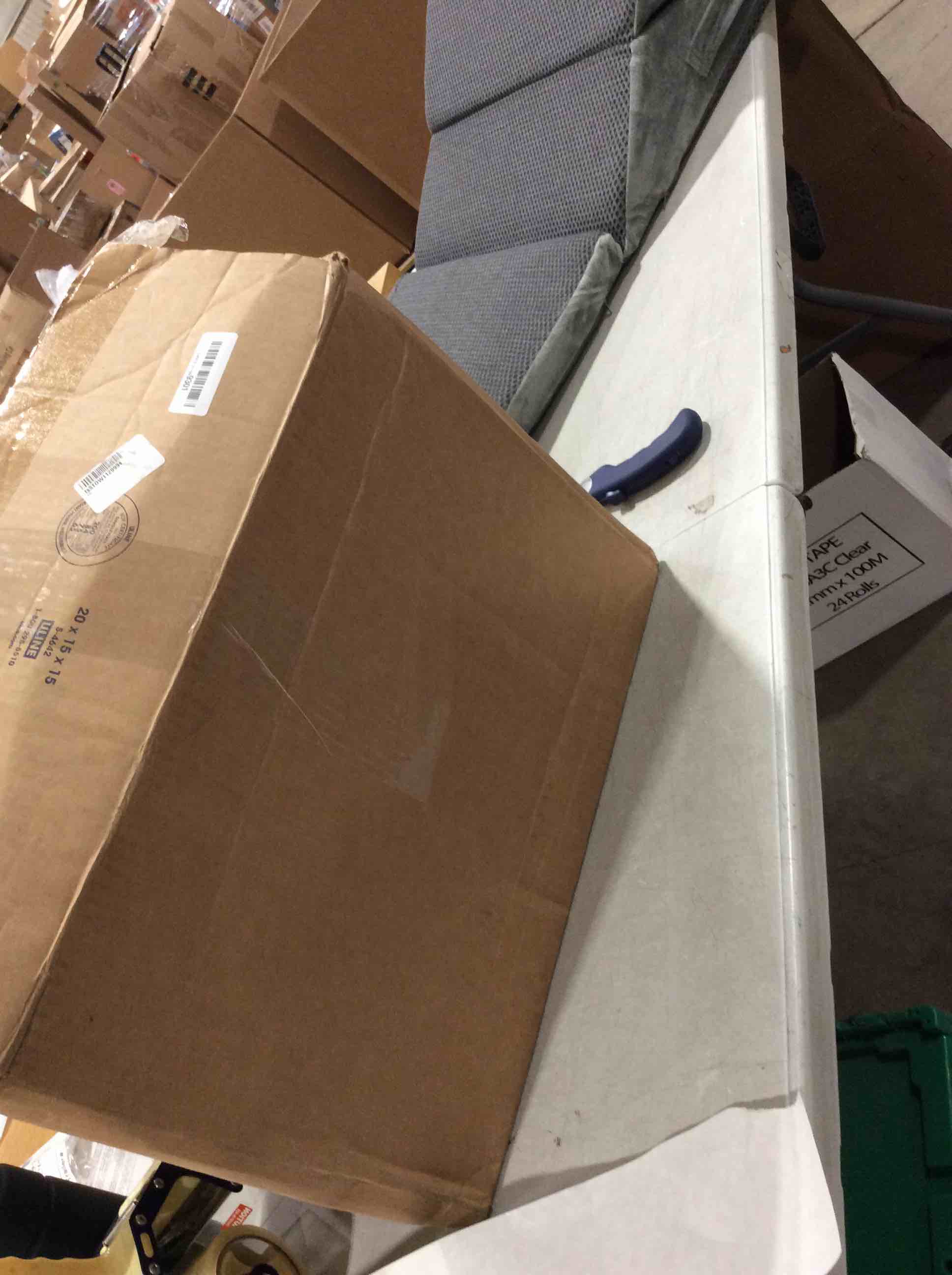 https://s3.amazonaws.com/lotting-images-prod/bidfta/GRN6653919_1728045200044.jpeg