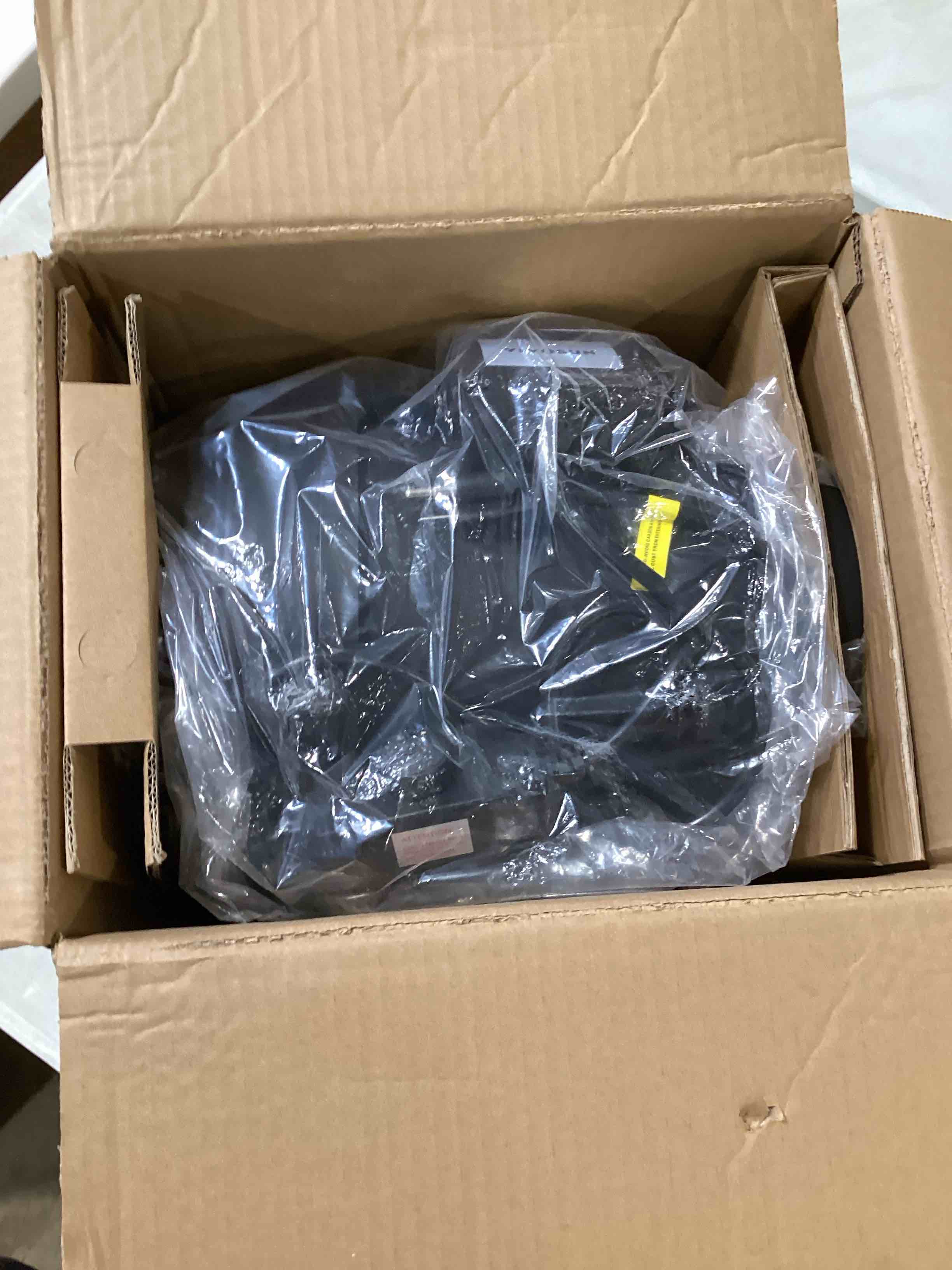 https://s3.amazonaws.com/lotting-images-prod/bidfta/GRN6654884_1728583935401.jpeg