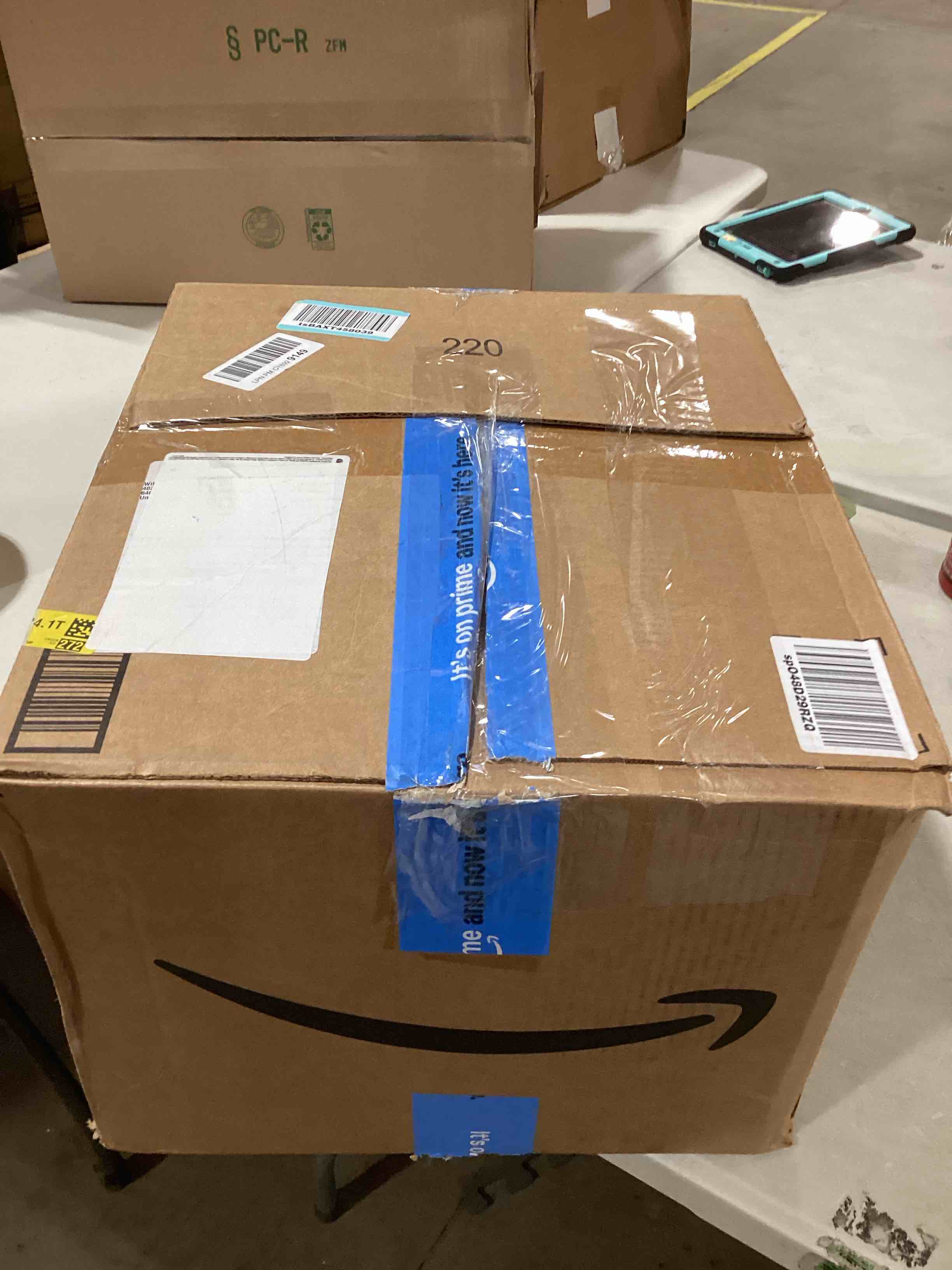 https://s3.amazonaws.com/lotting-images-prod/bidfta/GRN6655229_1728994831628.jpeg
