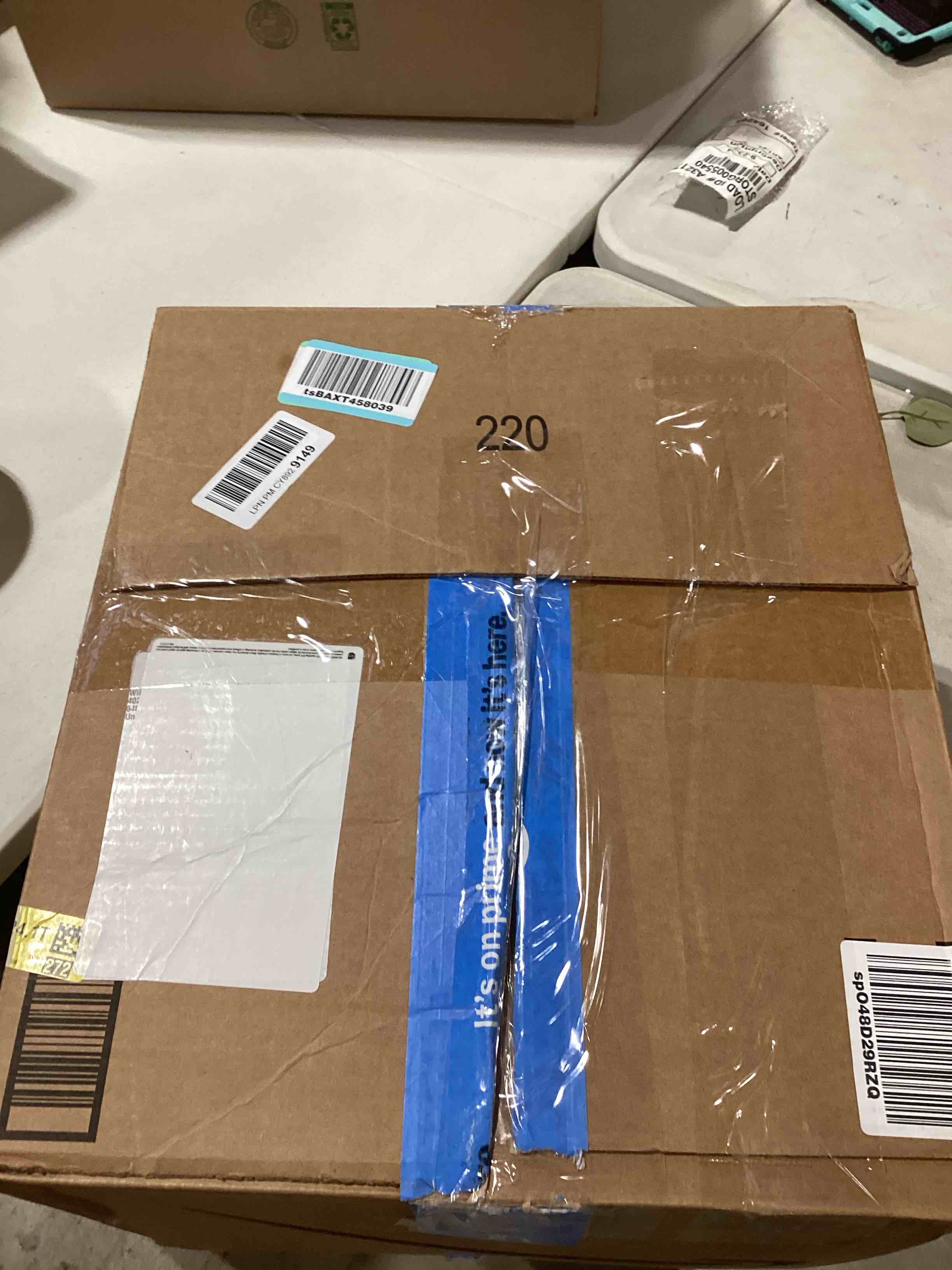 https://s3.amazonaws.com/lotting-images-prod/bidfta/GRN6655229_1728994833179.jpeg