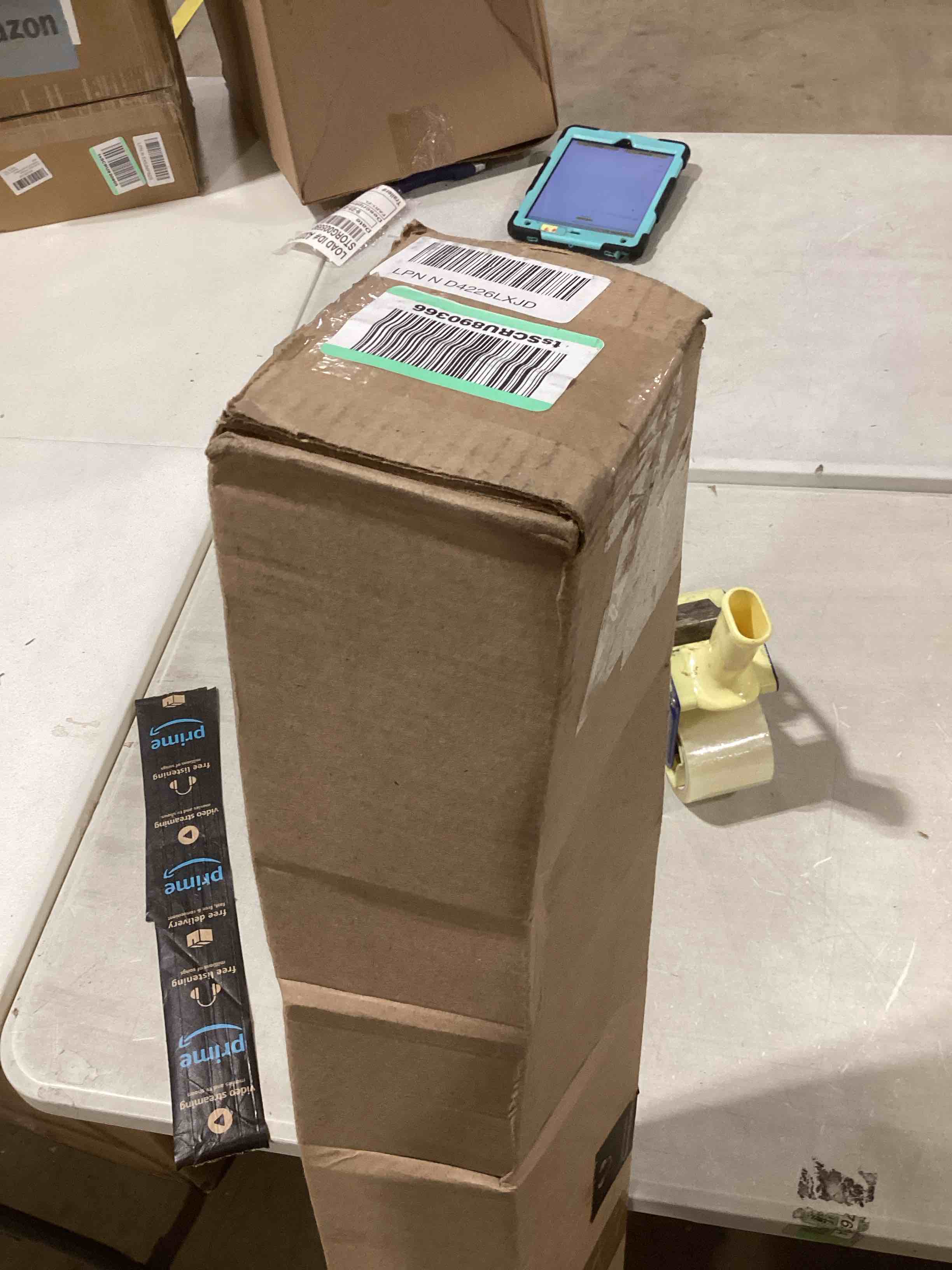 https://s3.amazonaws.com/lotting-images-prod/bidfta/GRN6655332_1729012702272.jpeg