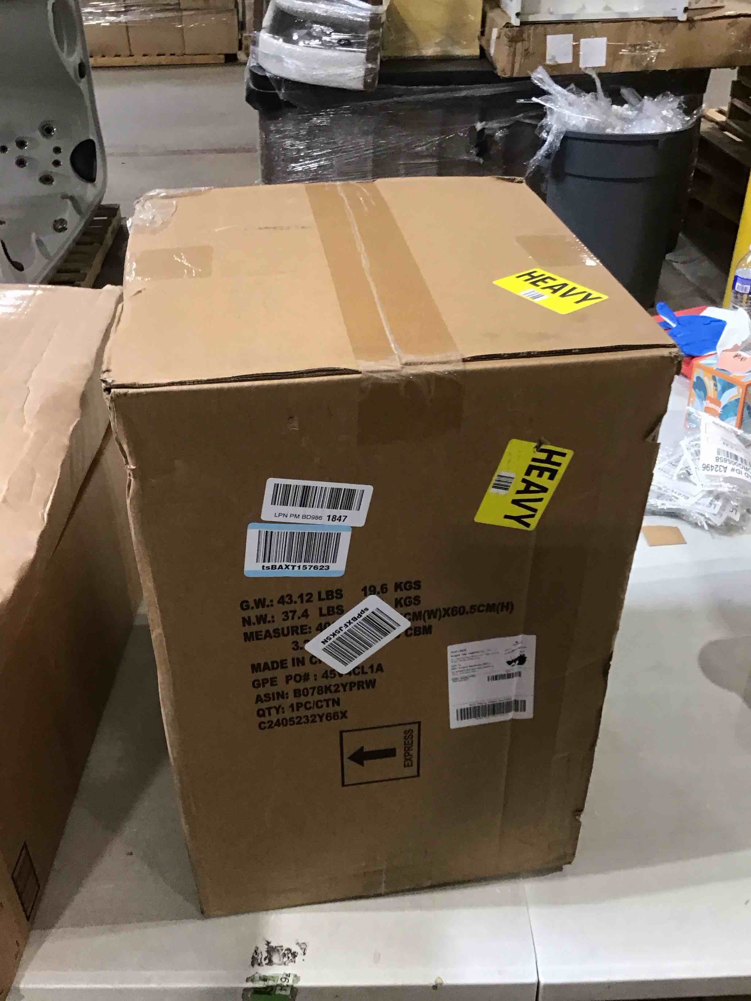 https://s3.amazonaws.com/lotting-images-prod/bidfta/GRN6655661_1729189291115.jpeg