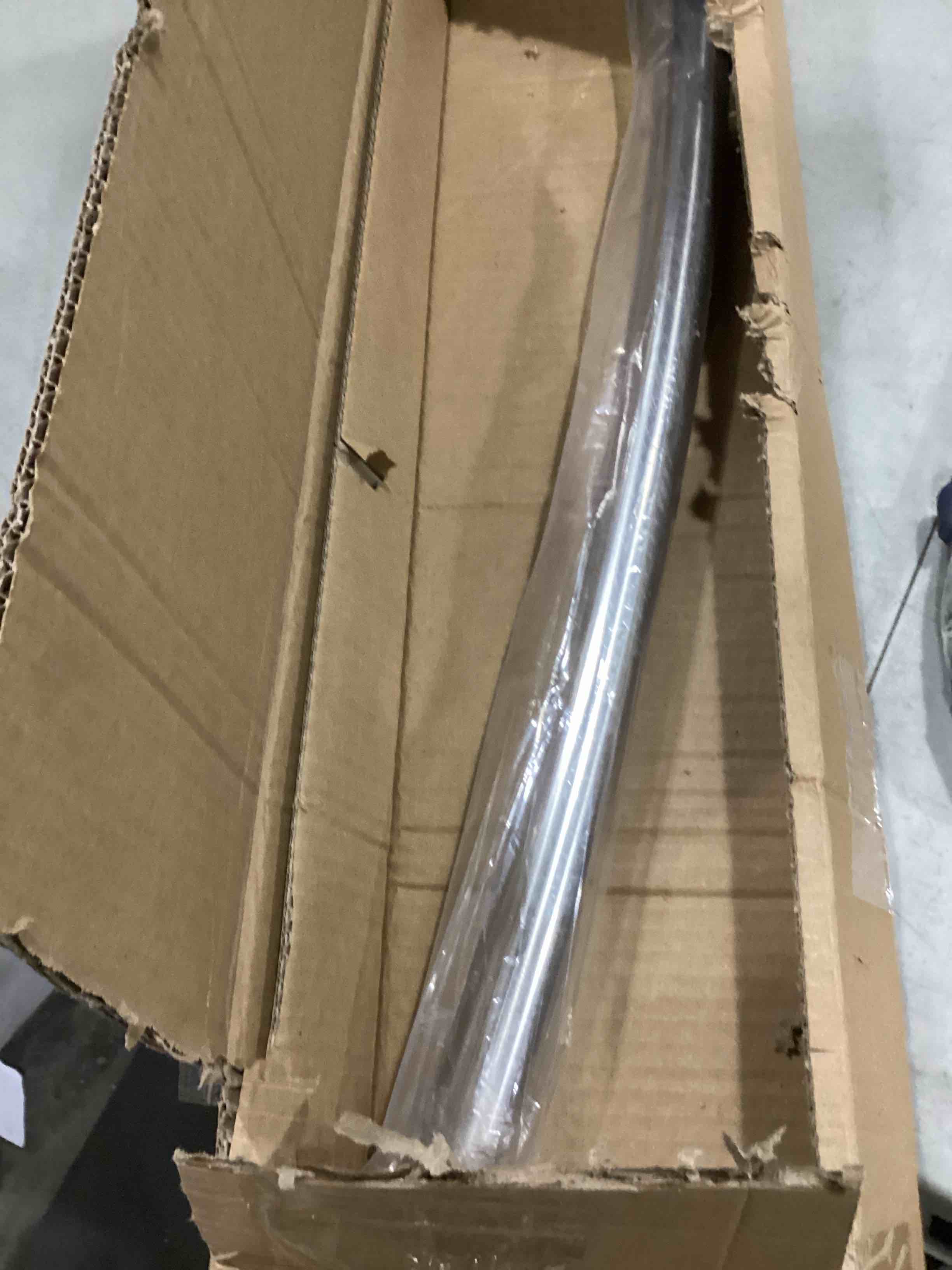 https://s3.amazonaws.com/lotting-images-prod/bidfta/GRN6656256_1732204662926.jpeg