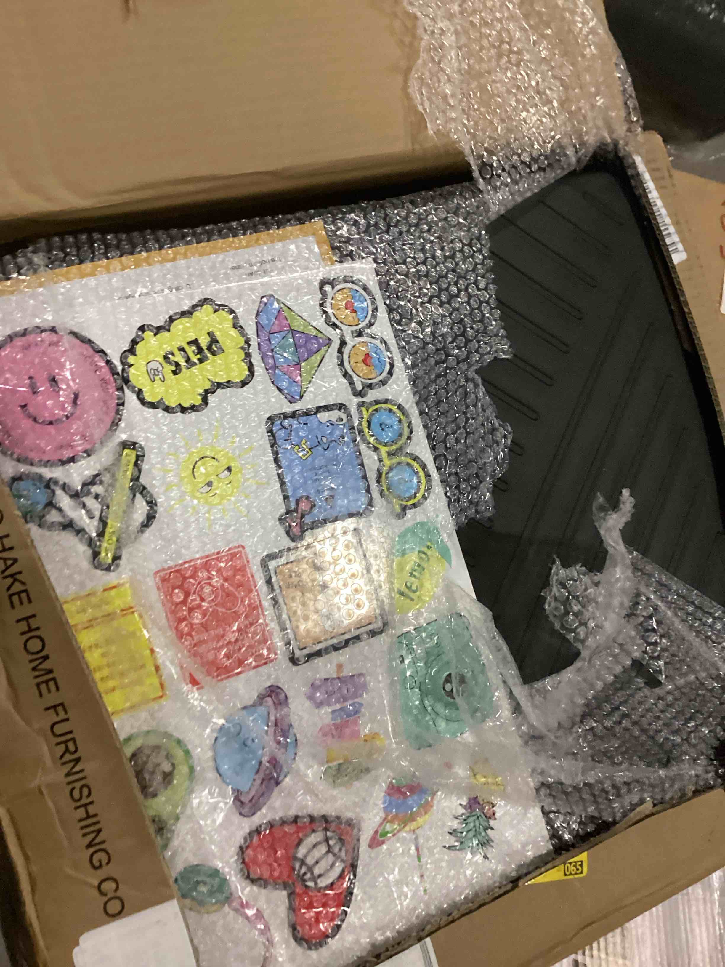 https://s3.amazonaws.com/lotting-images-prod/bidfta/GRN6657023_1732891875351.jpeg