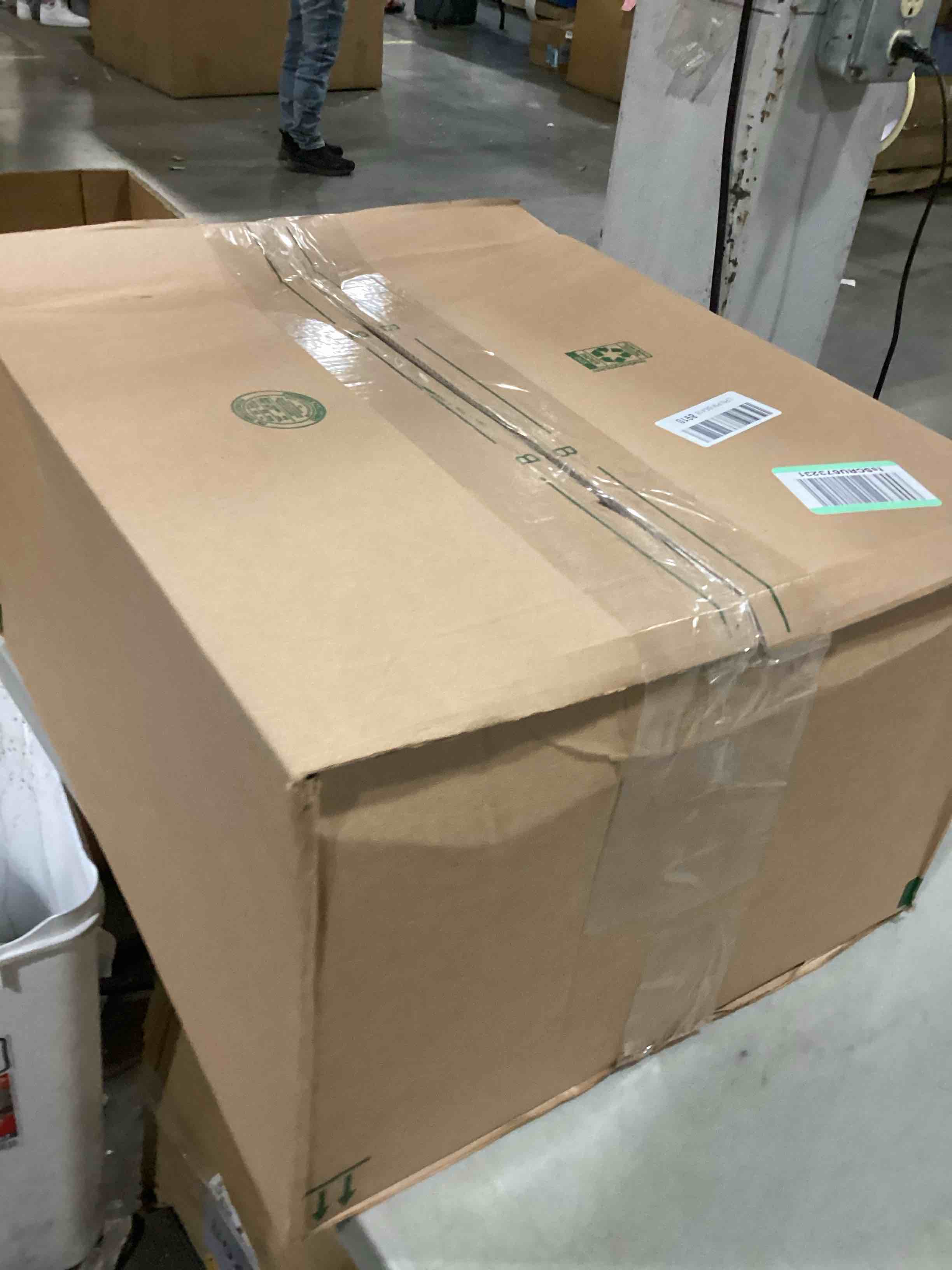 https://s3.amazonaws.com/lotting-images-prod/bidfta/GRN6657101_1732902308529.jpeg