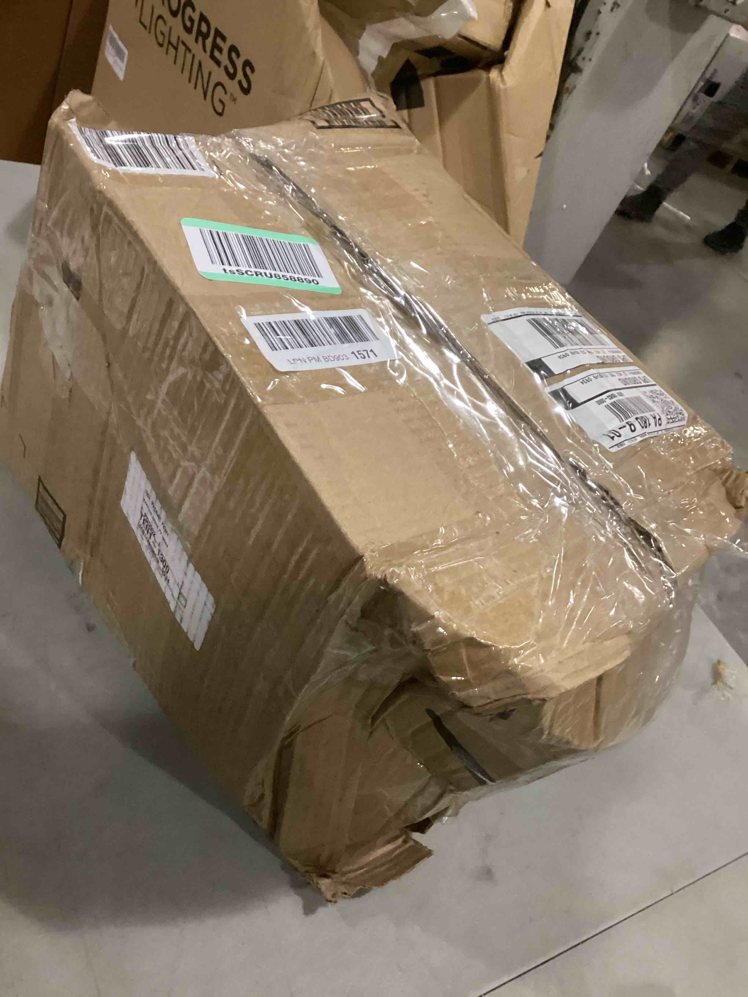 https://s3.amazonaws.com/lotting-images-prod/bidfta/GRN6657192_1733146134476.jpeg